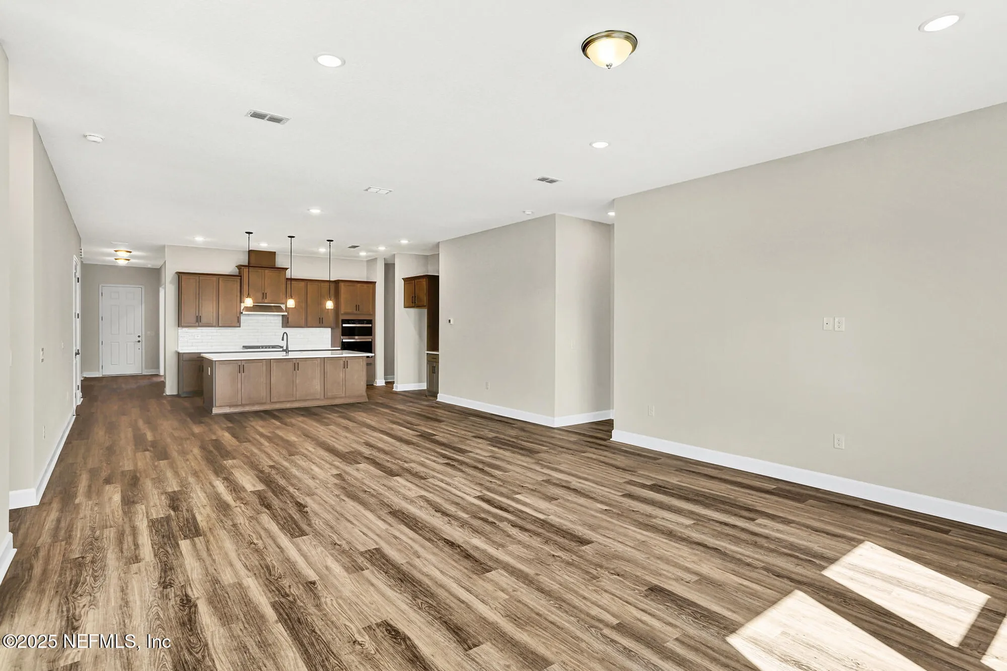 Property Slideshow image 13 of 19 | 526 knotted birch ave, St Augustine, FL, 32092