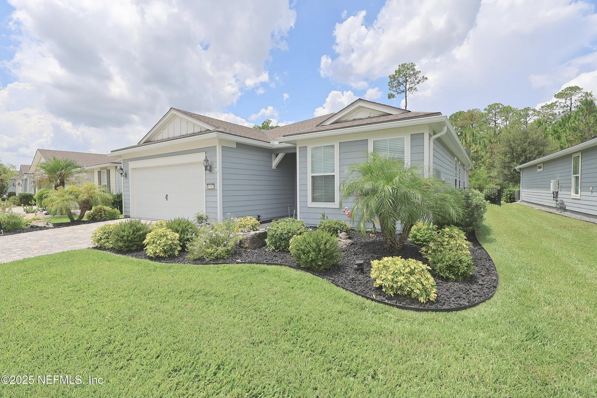 Property Slideshow image 3 of 59 | 10982 kentworth way, Jacksonville, FL, 32256