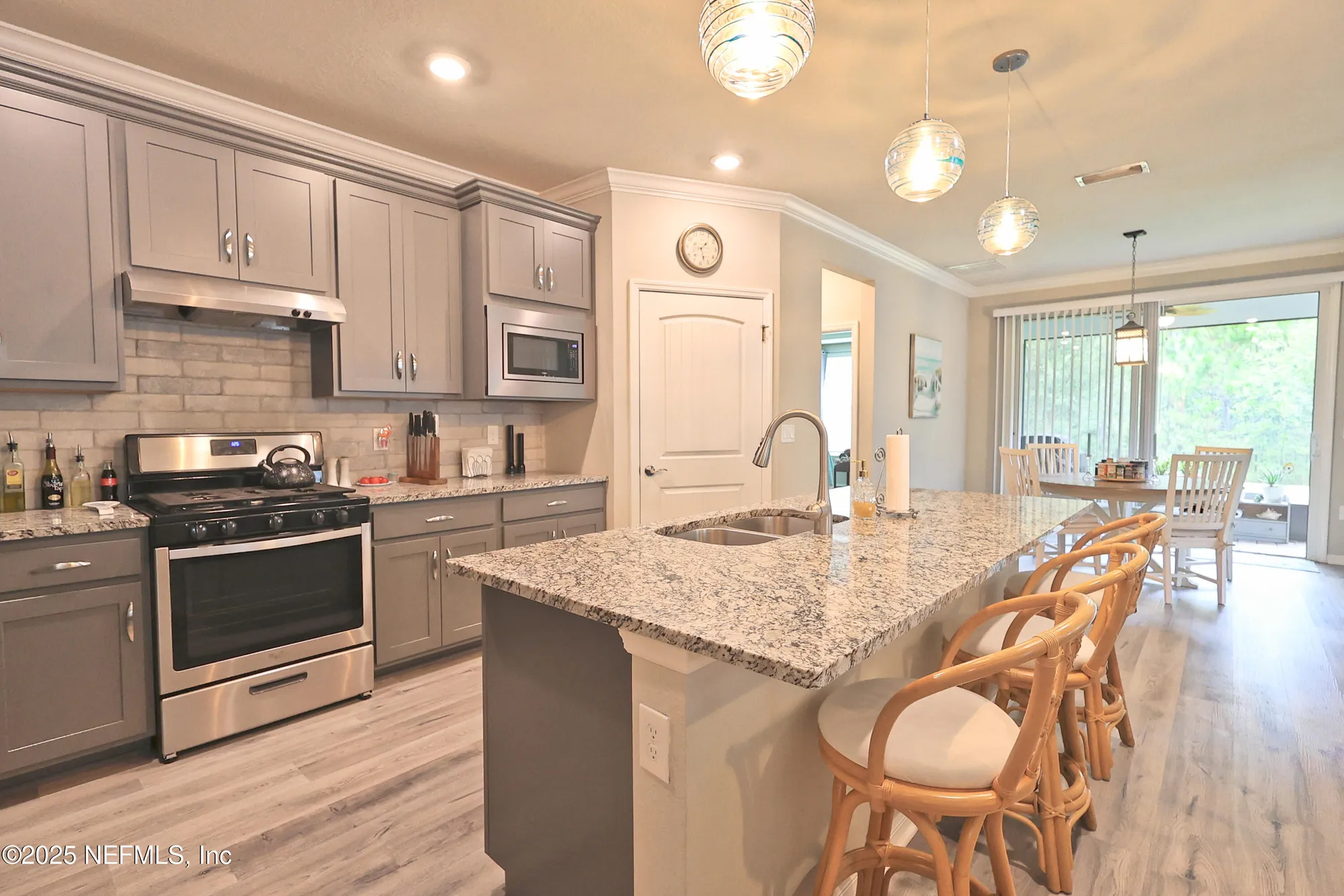 Property Slideshow image 11 of 59 | 10982 kentworth way, Jacksonville, FL, 32256