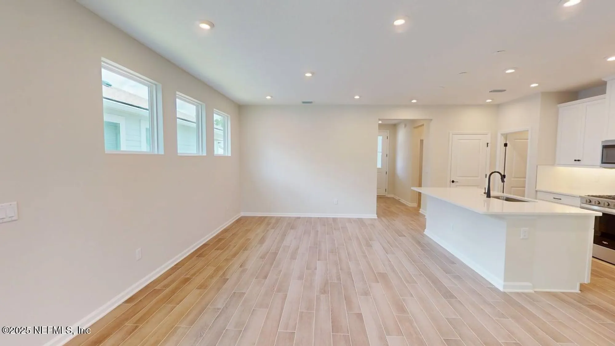 Property Slideshow image 9 of 70 | 525 juniper hills dr, St Johns, FL, 32259