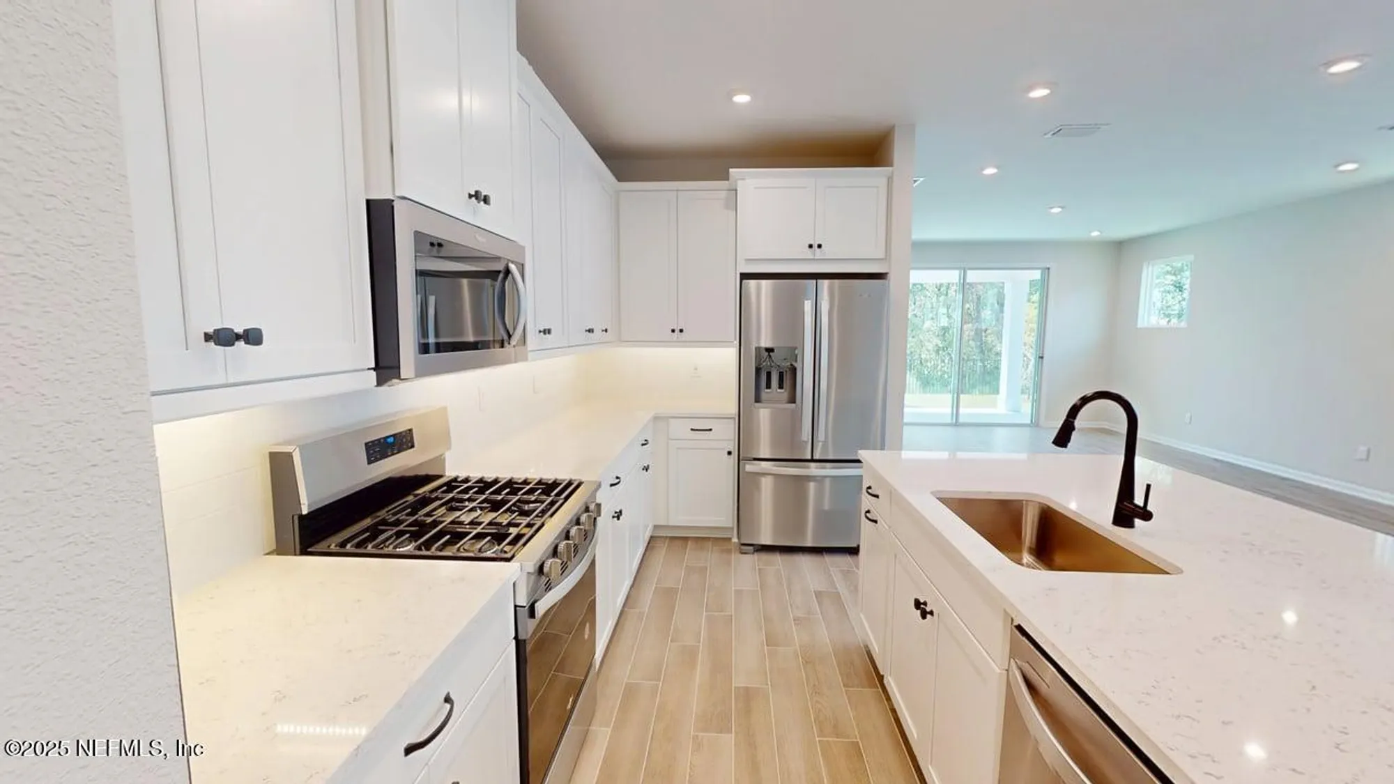 Property Slideshow image 7 of 70 | 525 juniper hills dr, St Johns, FL, 32259