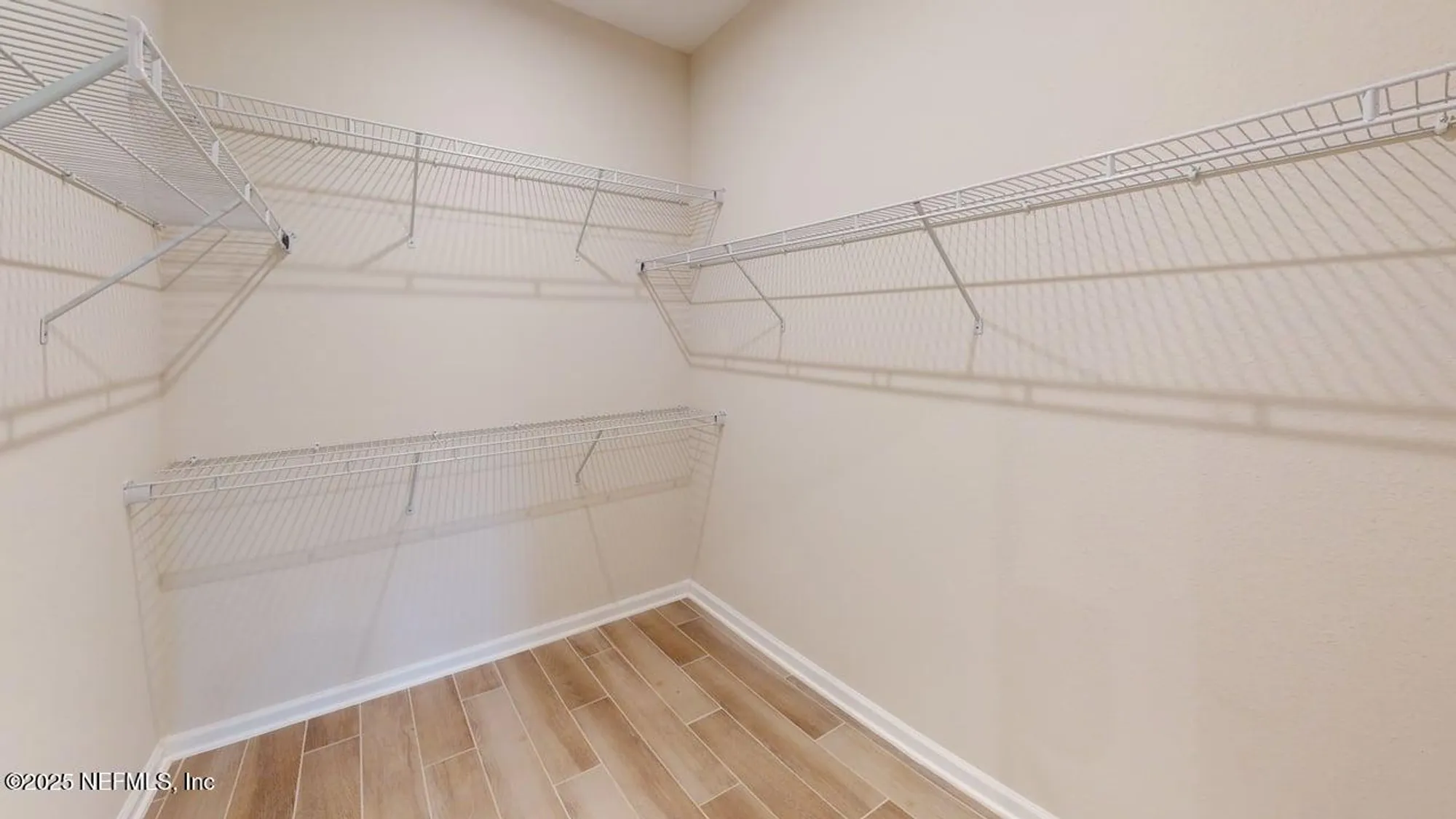 Property Slideshow image 17 of 70 | 525 juniper hills dr, St Johns, FL, 32259