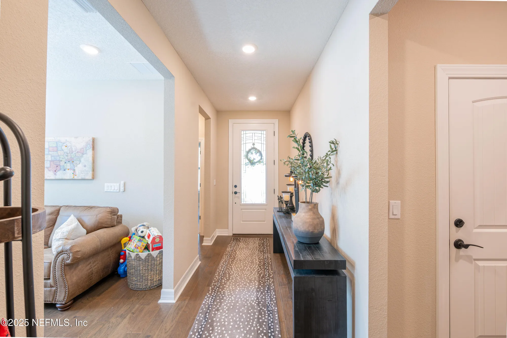 Property Slideshow image 9 of 75 | 213 curved bay trl, Ponte Vedra, FL, 32081