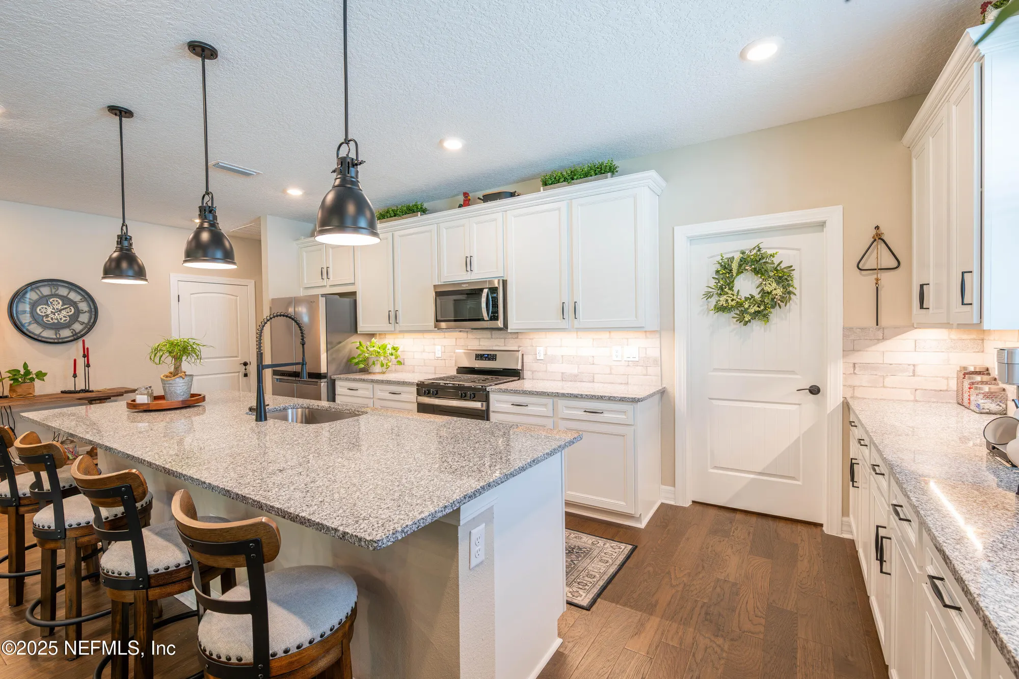 Property Slideshow image 21 of 75 | 213 curved bay trl, Ponte Vedra, FL, 32081