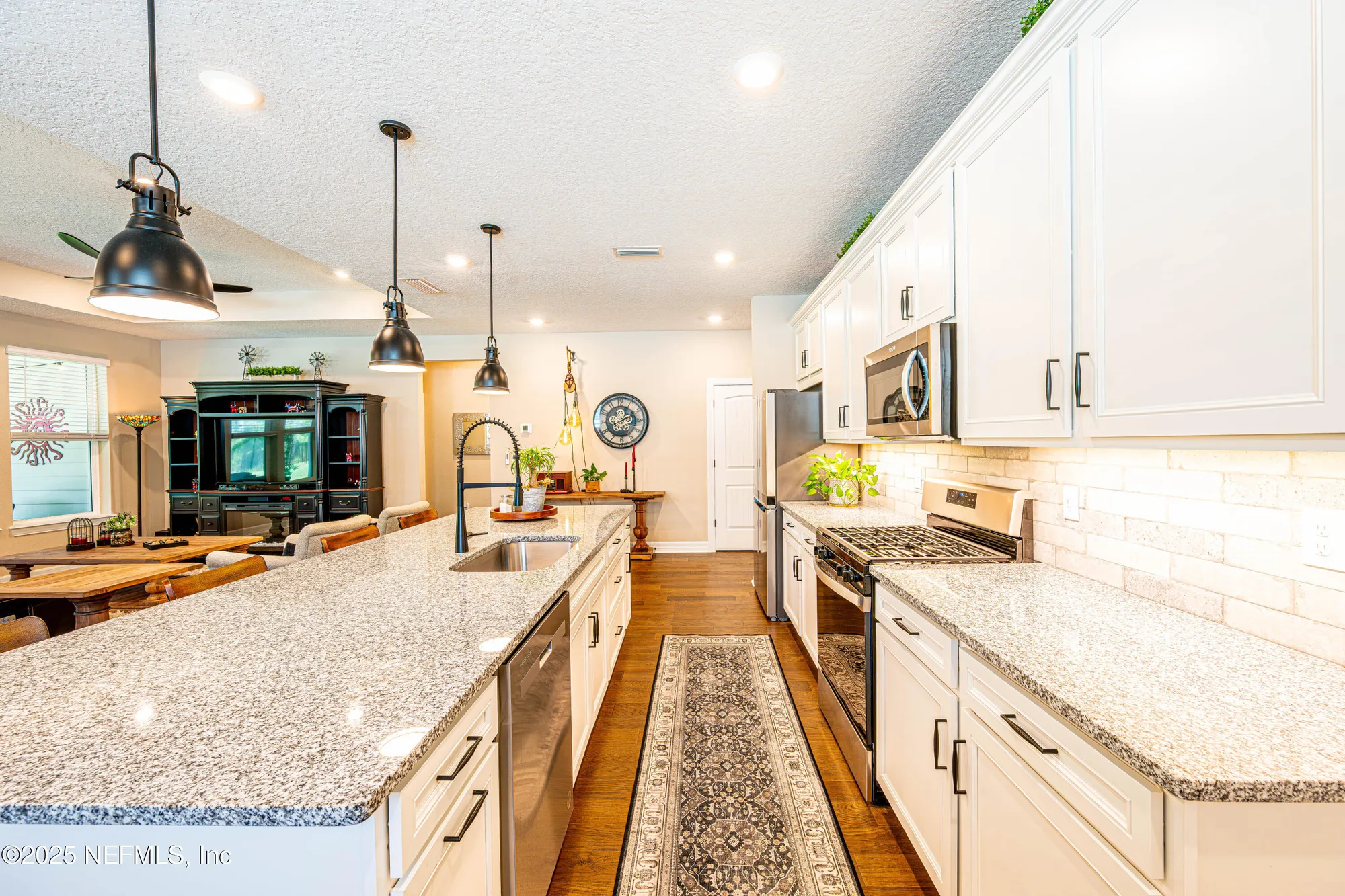 Property Slideshow image 22 of 75 | 213 curved bay trl, Ponte Vedra, FL, 32081