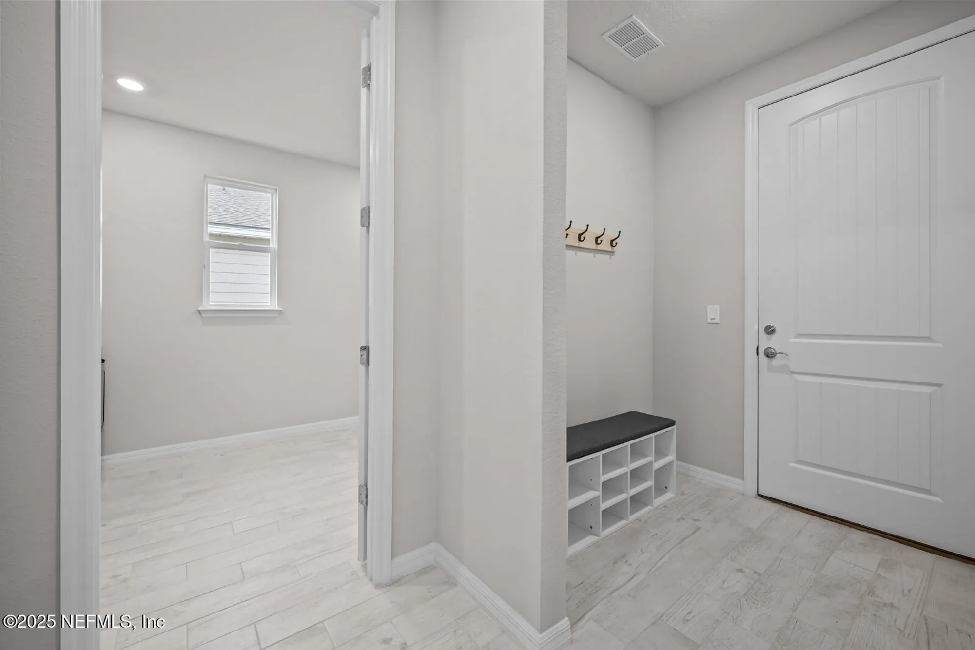 Property Slideshow image 38 of 87 | 10737 town view dr, Jacksonville, FL, 32256