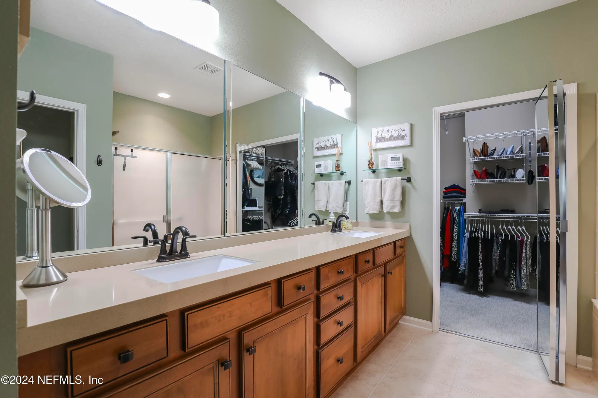 Property Slideshow image 6 of 61 | 8565 little swift cir 32f, Jacksonville, FL, 32256