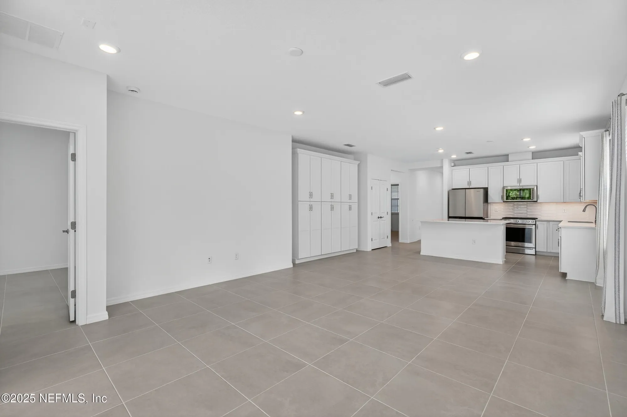 Property Slideshow image 8 of 89 | 128 oyster shell ter, Ponte Vedra, FL, 32081