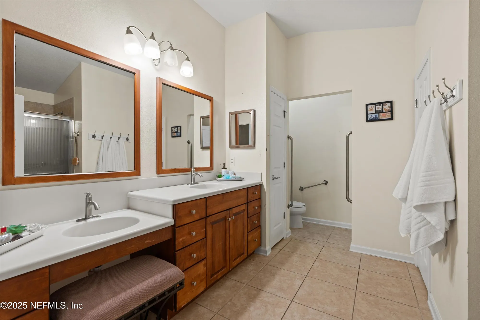 Property Slideshow image 8 of 29 | 11317 water spring cir, Jacksonville, FL, 32256