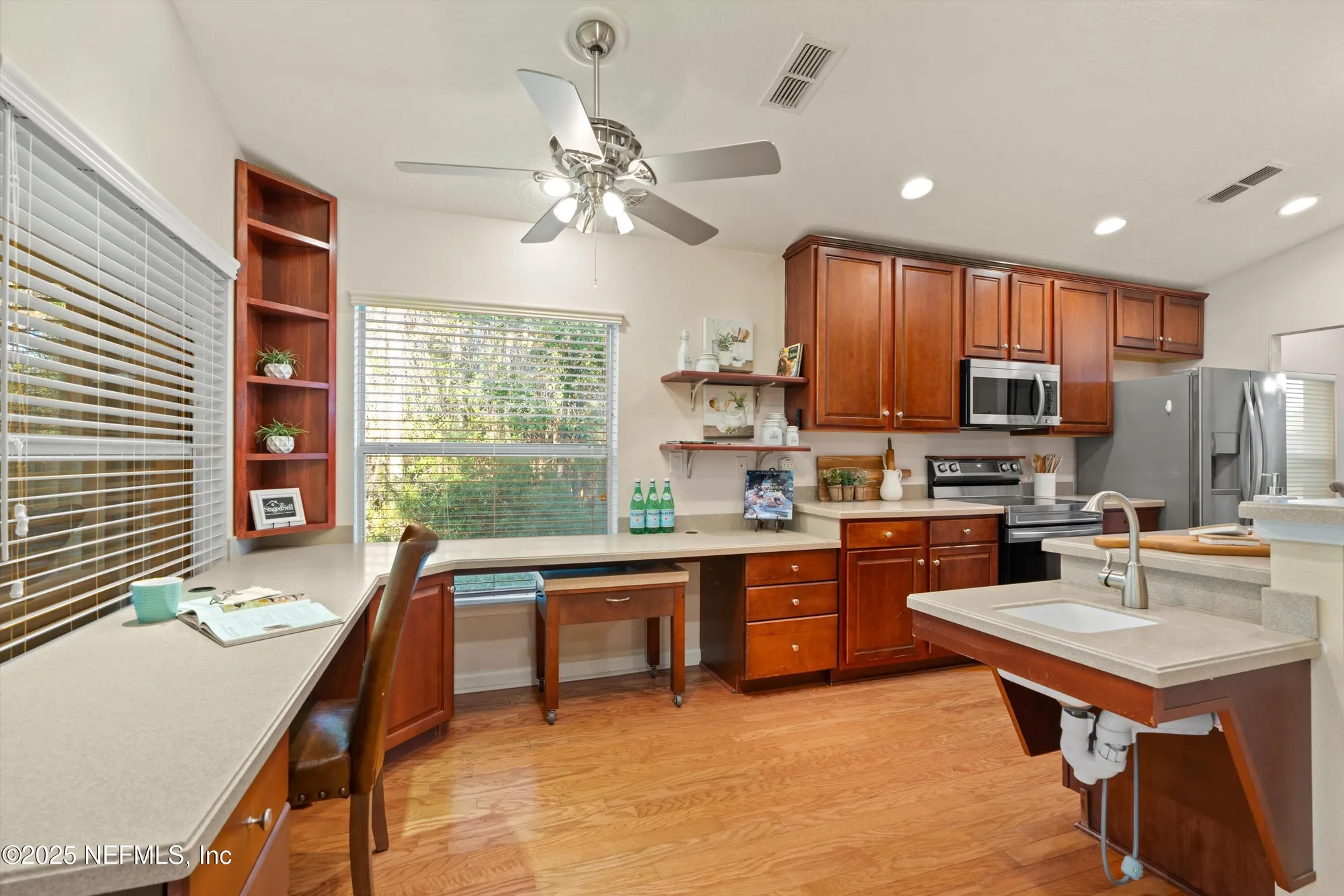 Property Slideshow image 4 of 29 | 11317 water spring cir, Jacksonville, FL, 32256