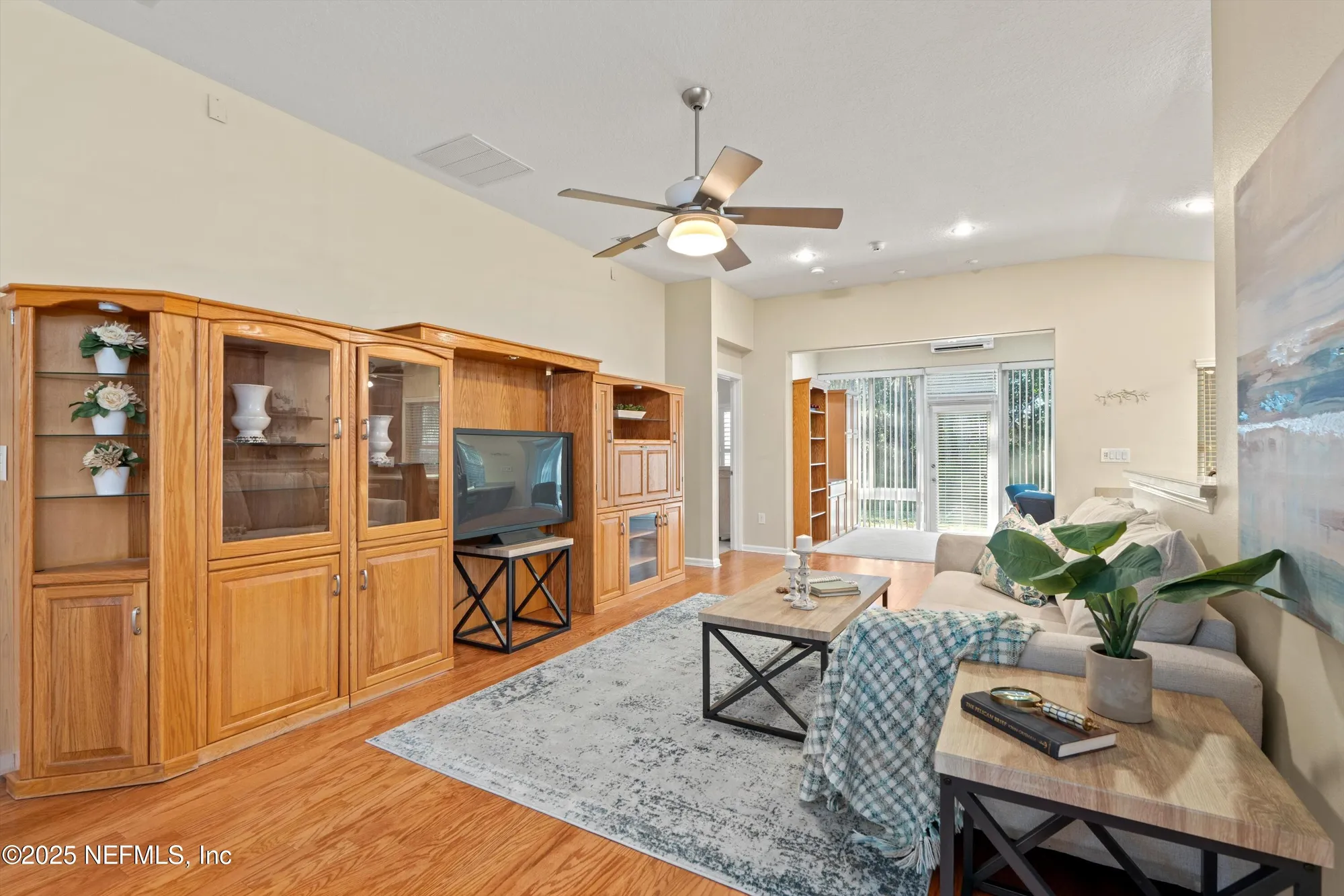 Property Slideshow image 5 of 29 | 11317 water spring cir, Jacksonville, FL, 32256
