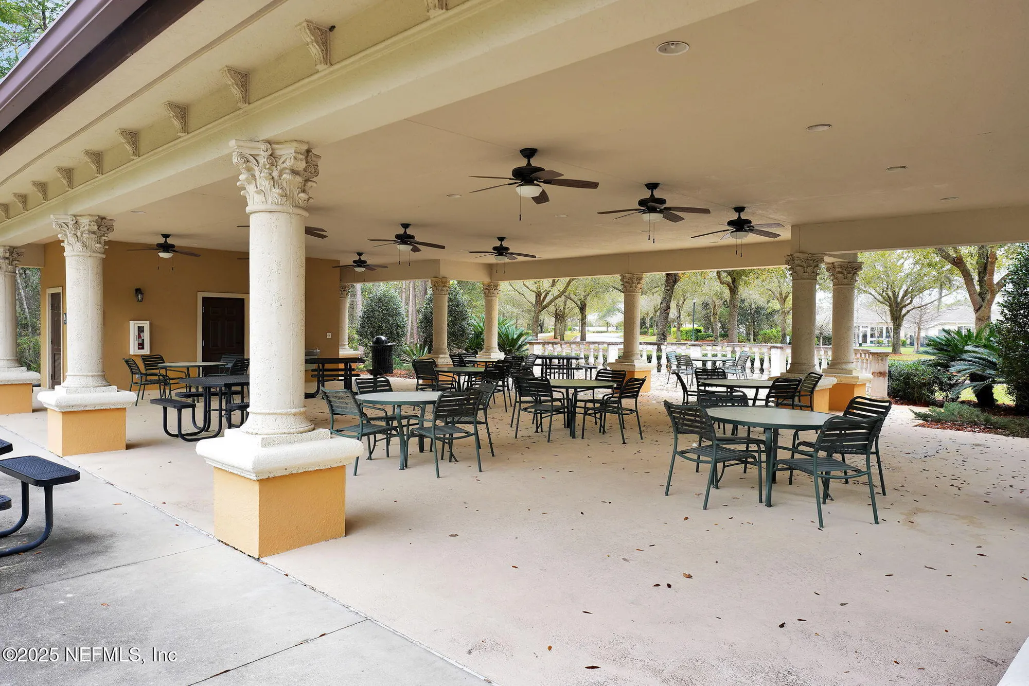 Property Slideshow image 27 of 29 | 11317 water spring cir, Jacksonville, FL, 32256