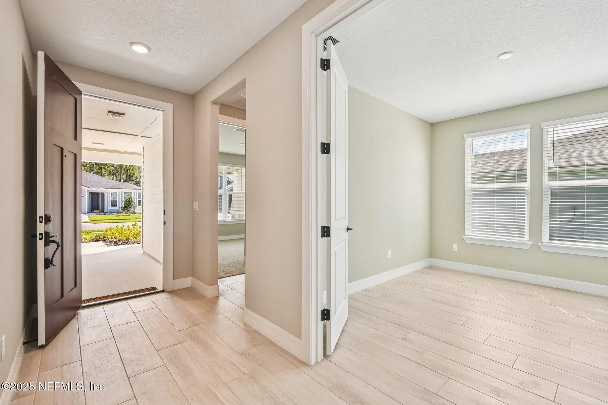 Property Slideshow image 5 of 33 | 729 continuum loop, Yulee, FL, 32097