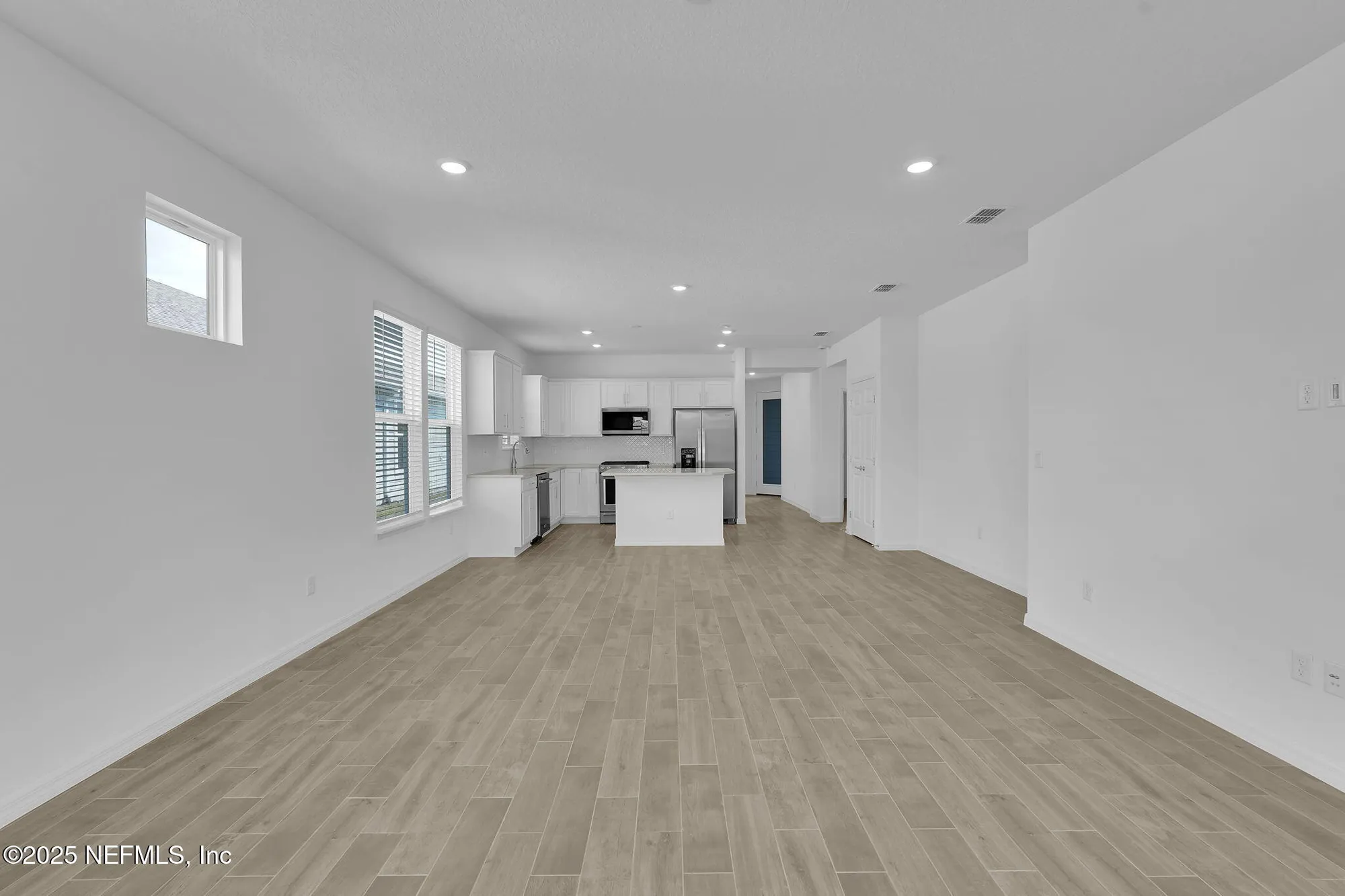 Property Slideshow image 15 of 44 | 261 ecliptic lp lp, Yulee, FL, 32097