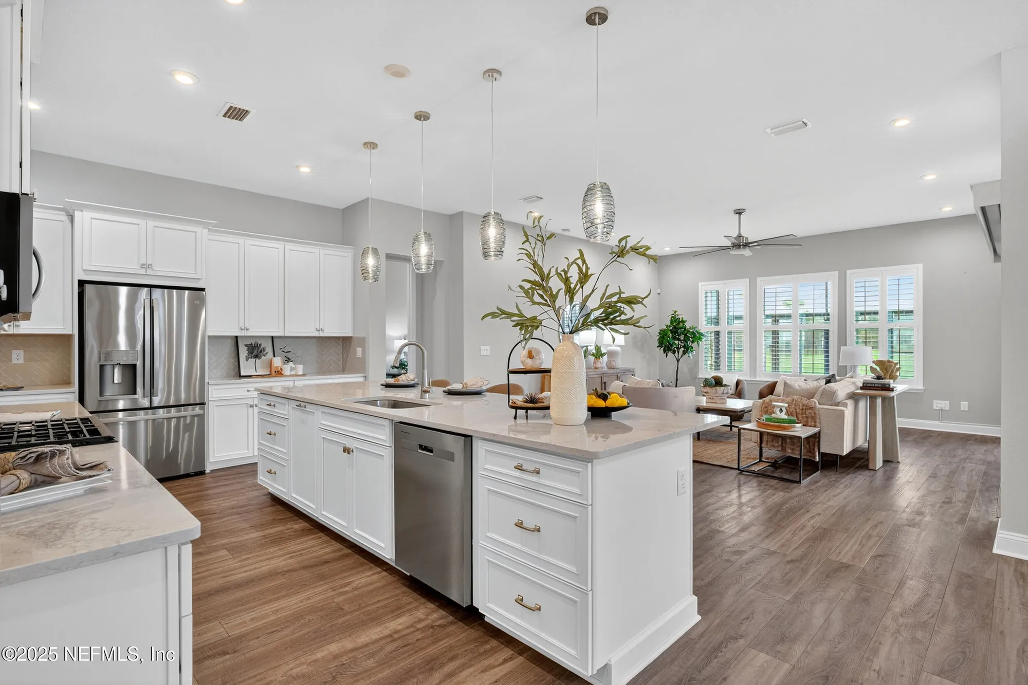 Property Slideshow image 11 of 76 | 243 pinellas way, St Johns, FL, 32259