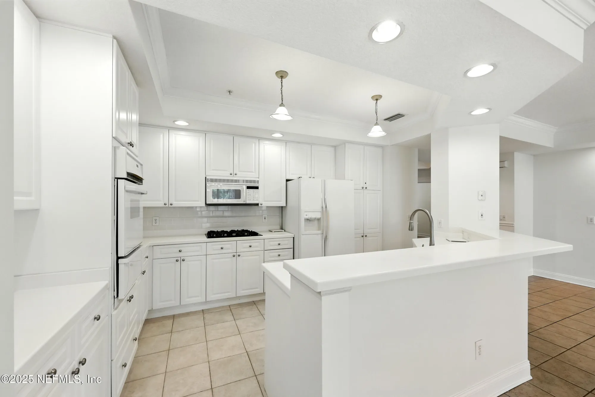 Property Slideshow image 16 of 67 | 355 n shore cir unit 1312, Saint Augustine, FL, 32092