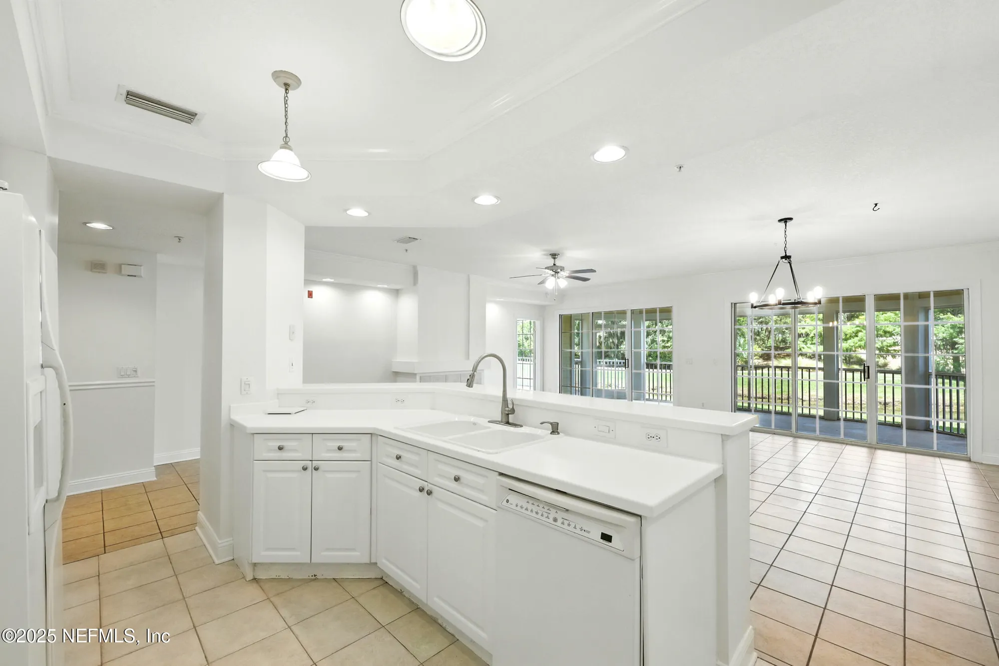 Property Slideshow image 17 of 67 | 355 n shore cir unit 1312, Saint Augustine, FL, 32092