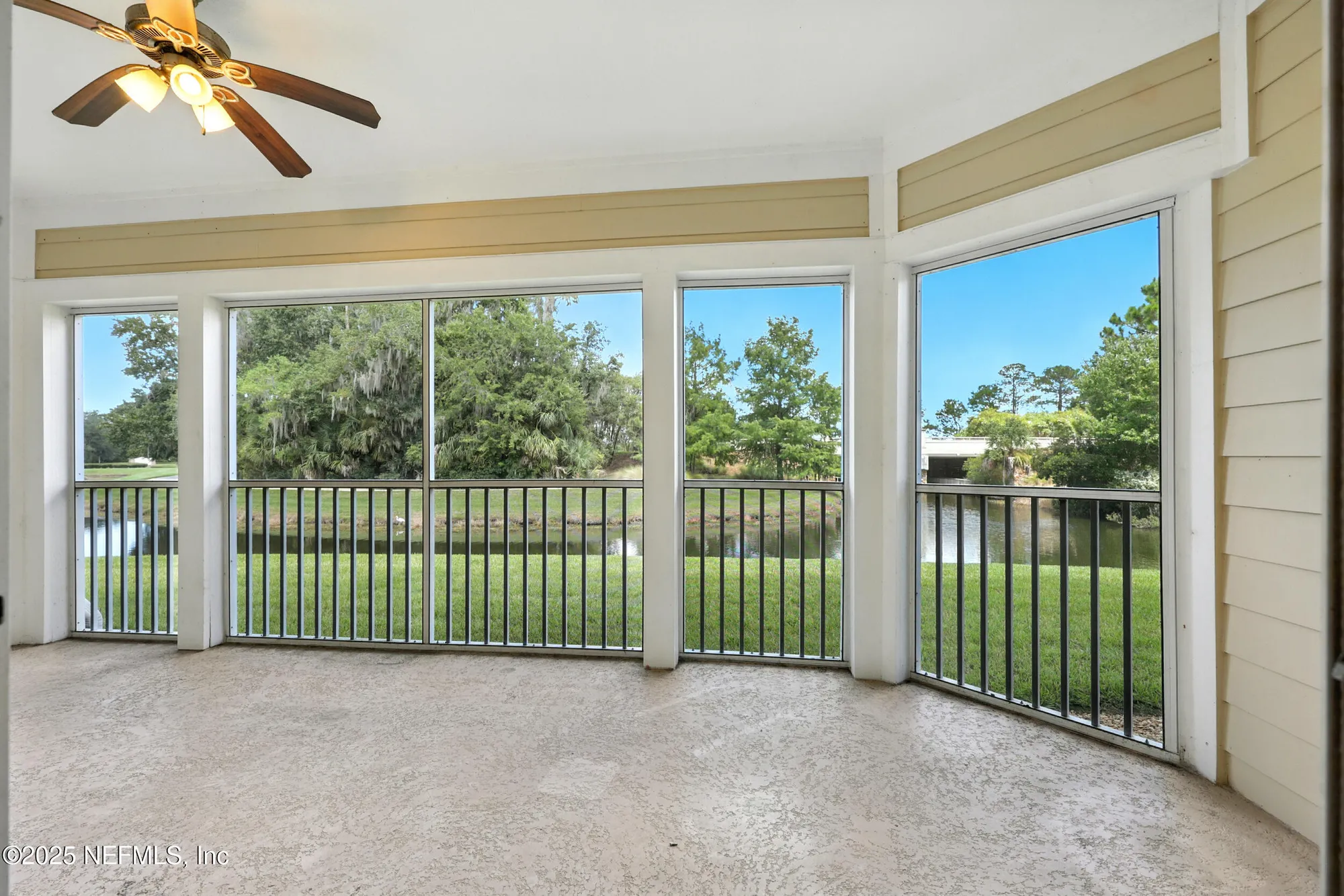 Property Slideshow image 22 of 67 | 355 n shore cir unit 1312, Saint Augustine, FL, 32092