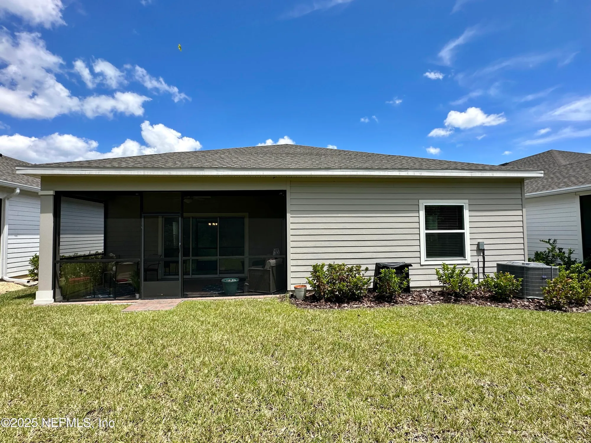 Property Slideshow image 23 of 47 | 75586 pondside ln, Yulee, FL, 32097