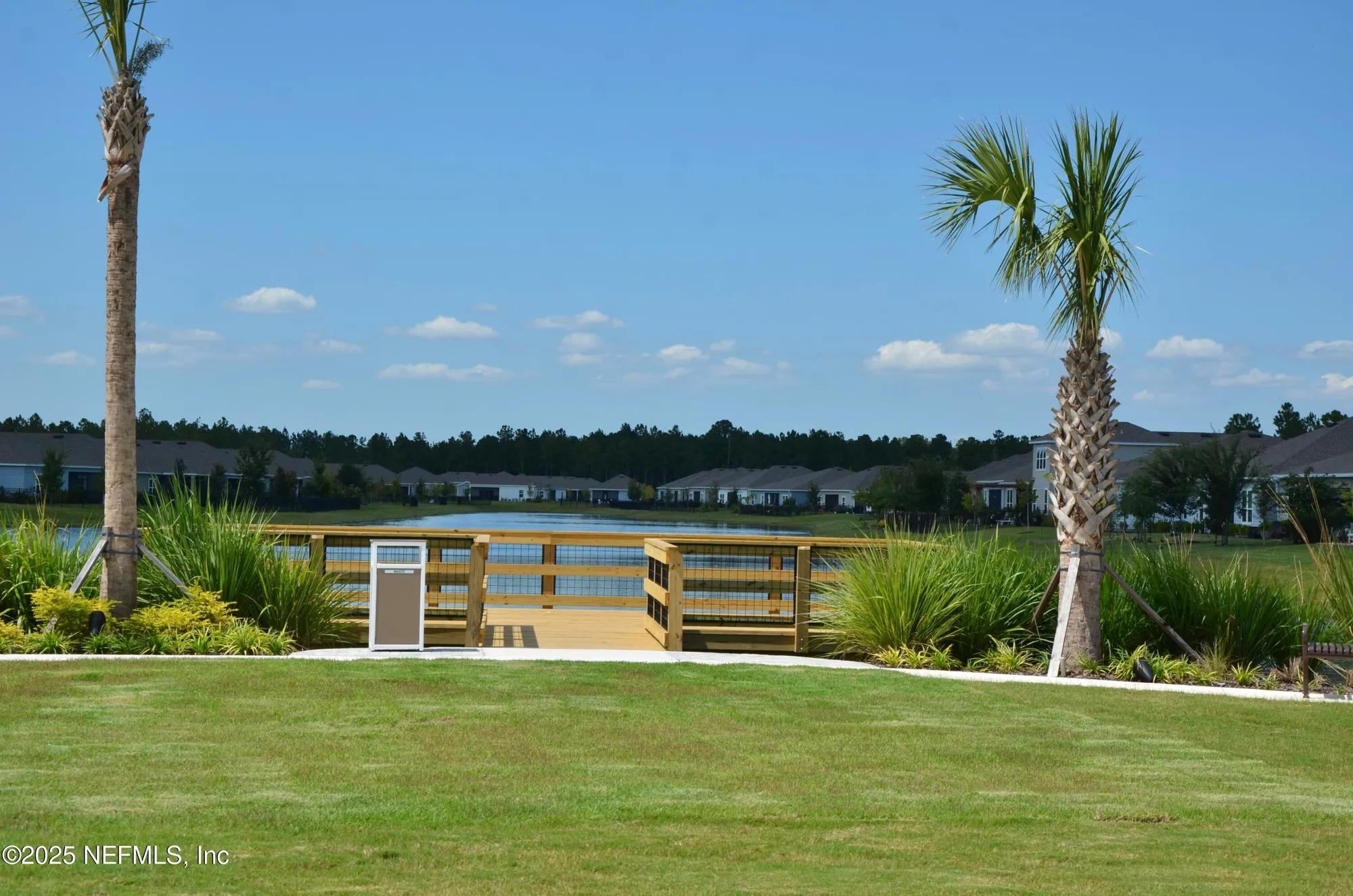 Property Slideshow image 34 of 47 | 75586 pondside ln, Yulee, FL, 32097