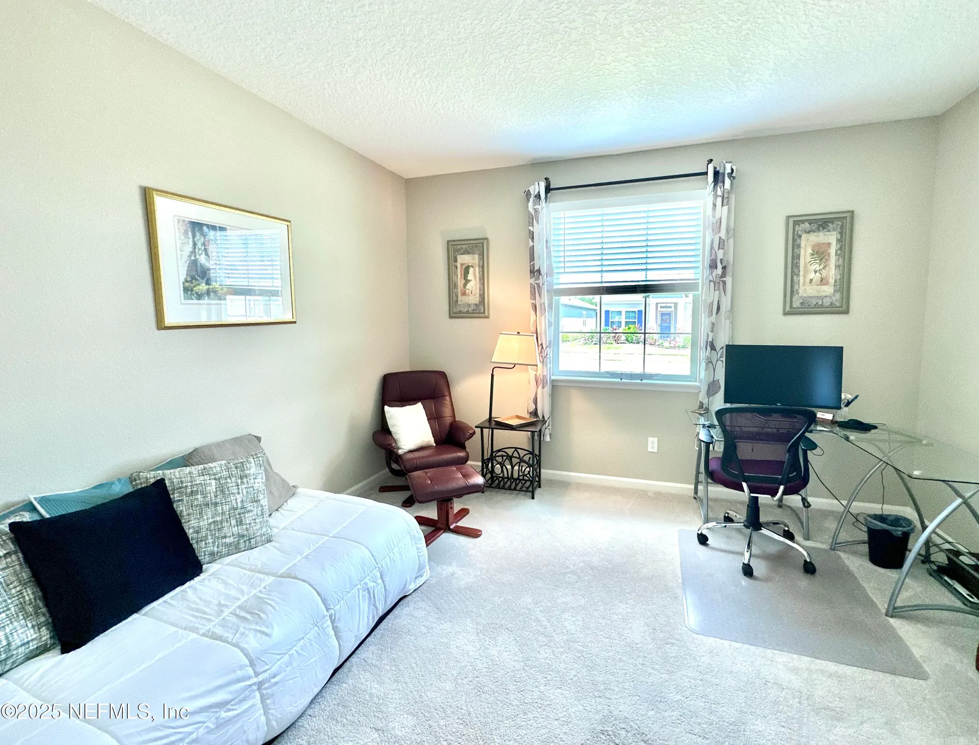 Property Slideshow image 17 of 47 | 75586 pondside ln, Yulee, FL, 32097