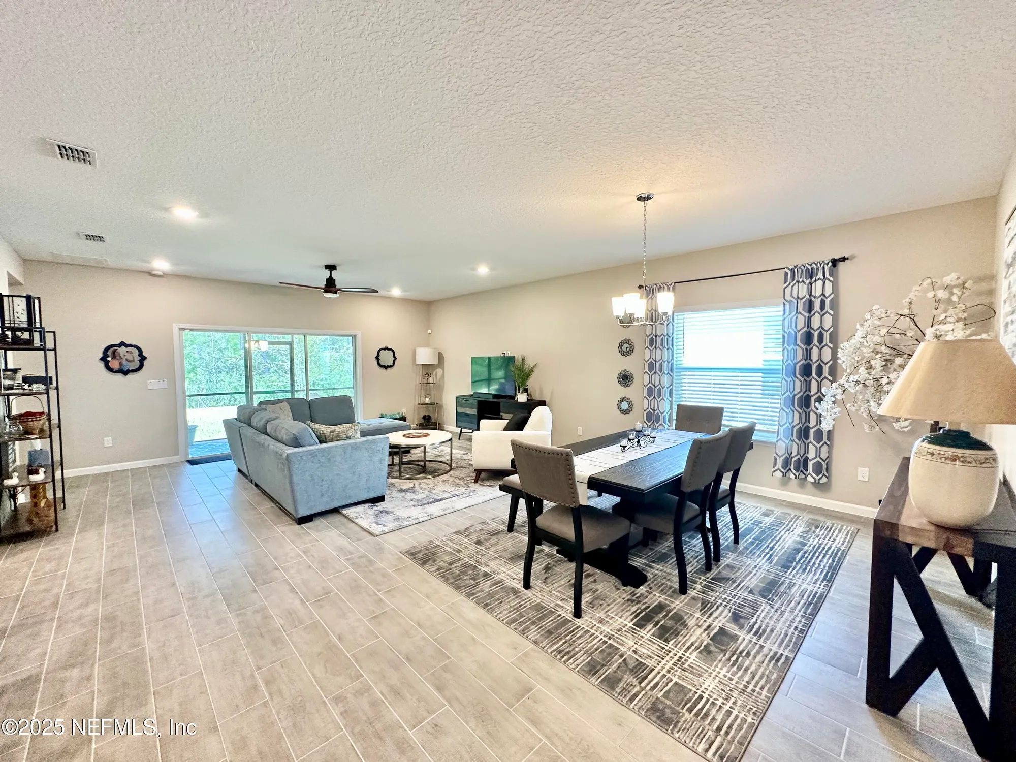 Property Slideshow image 4 of 47 | 75586 pondside ln, Yulee, FL, 32097