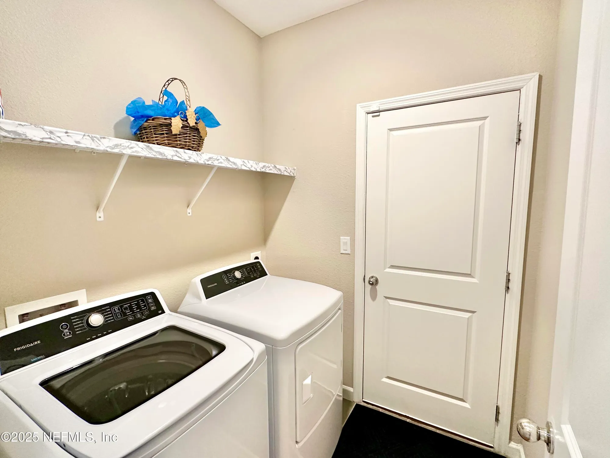 Property Slideshow image 20 of 47 | 75586 pondside ln, Yulee, FL, 32097