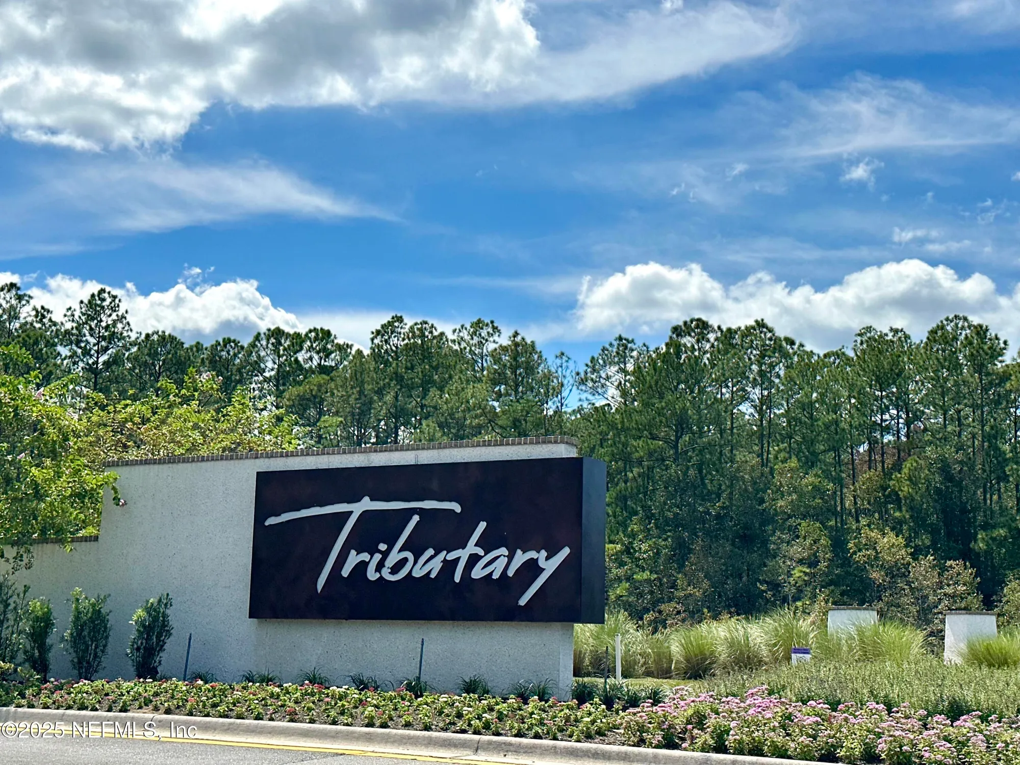 Property Slideshow image 2 of 47 | 75586 pondside ln, Yulee, FL, 32097