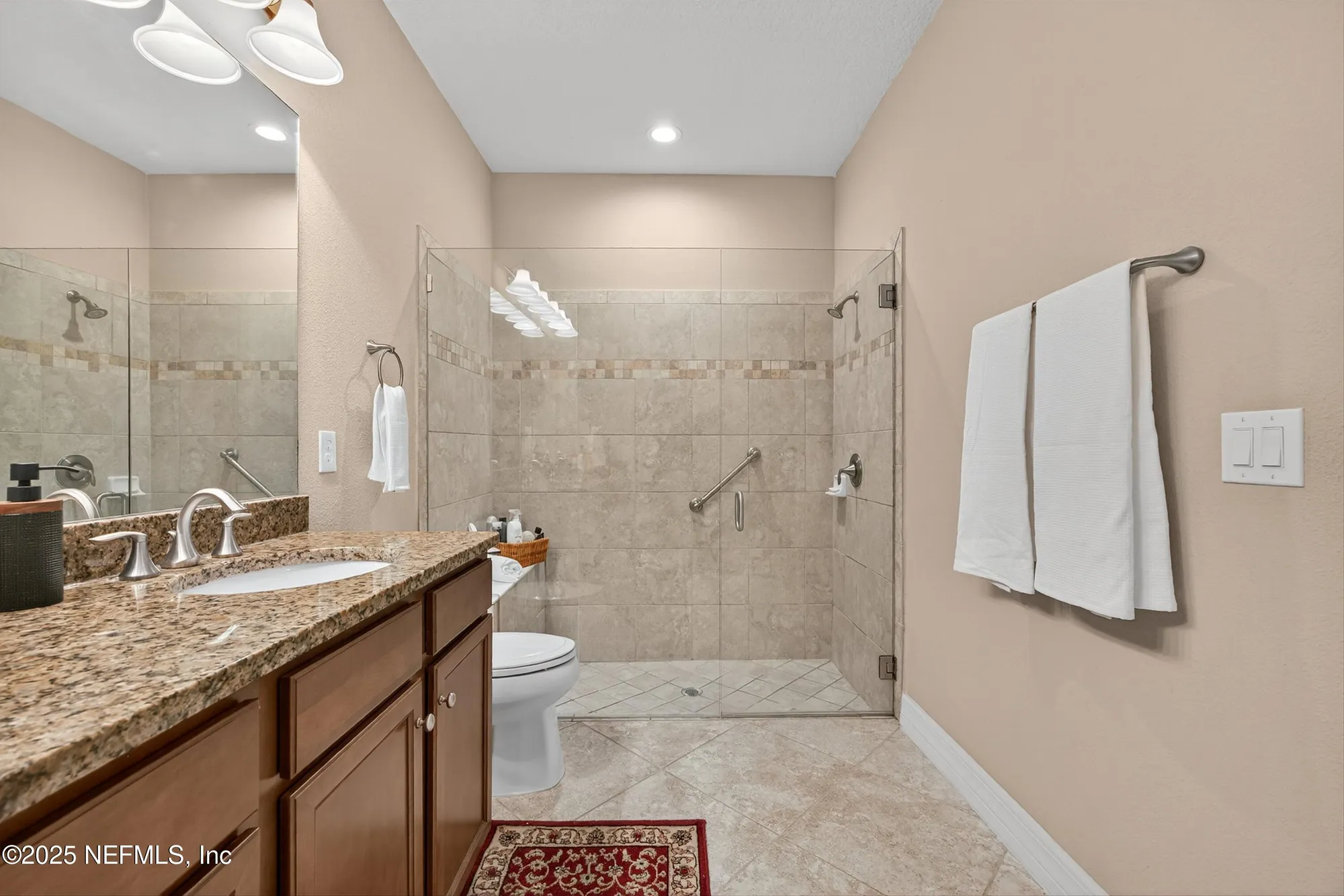 Property Slideshow image 10 of 30 | 11736 surfbird cir 17d, Jacksonville, FL, 32256