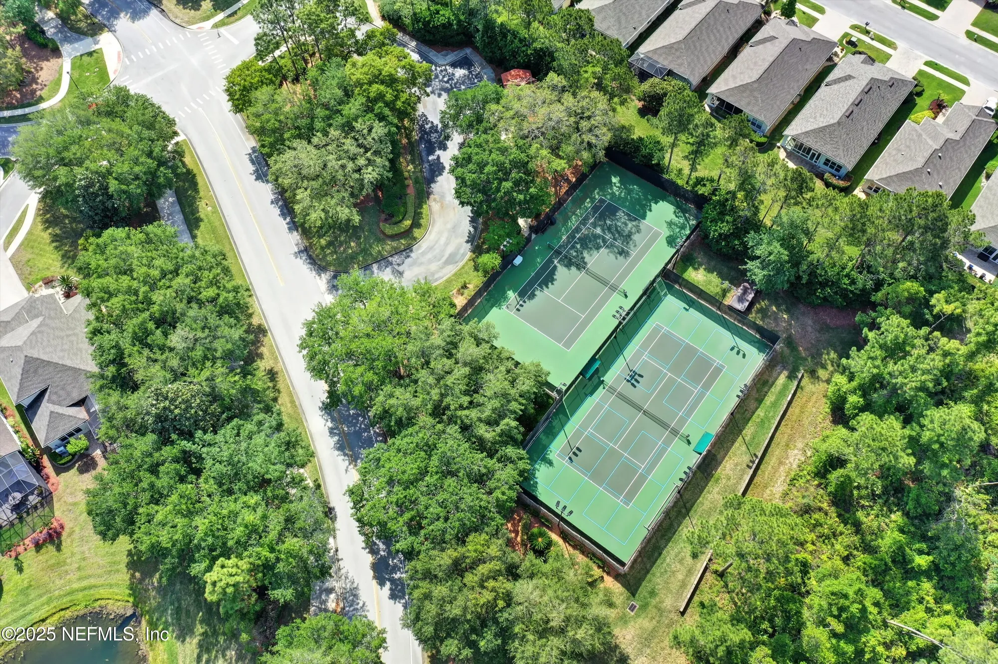 Property Slideshow image 29 of 30 | 11736 surfbird cir 17d, Jacksonville, FL, 32256