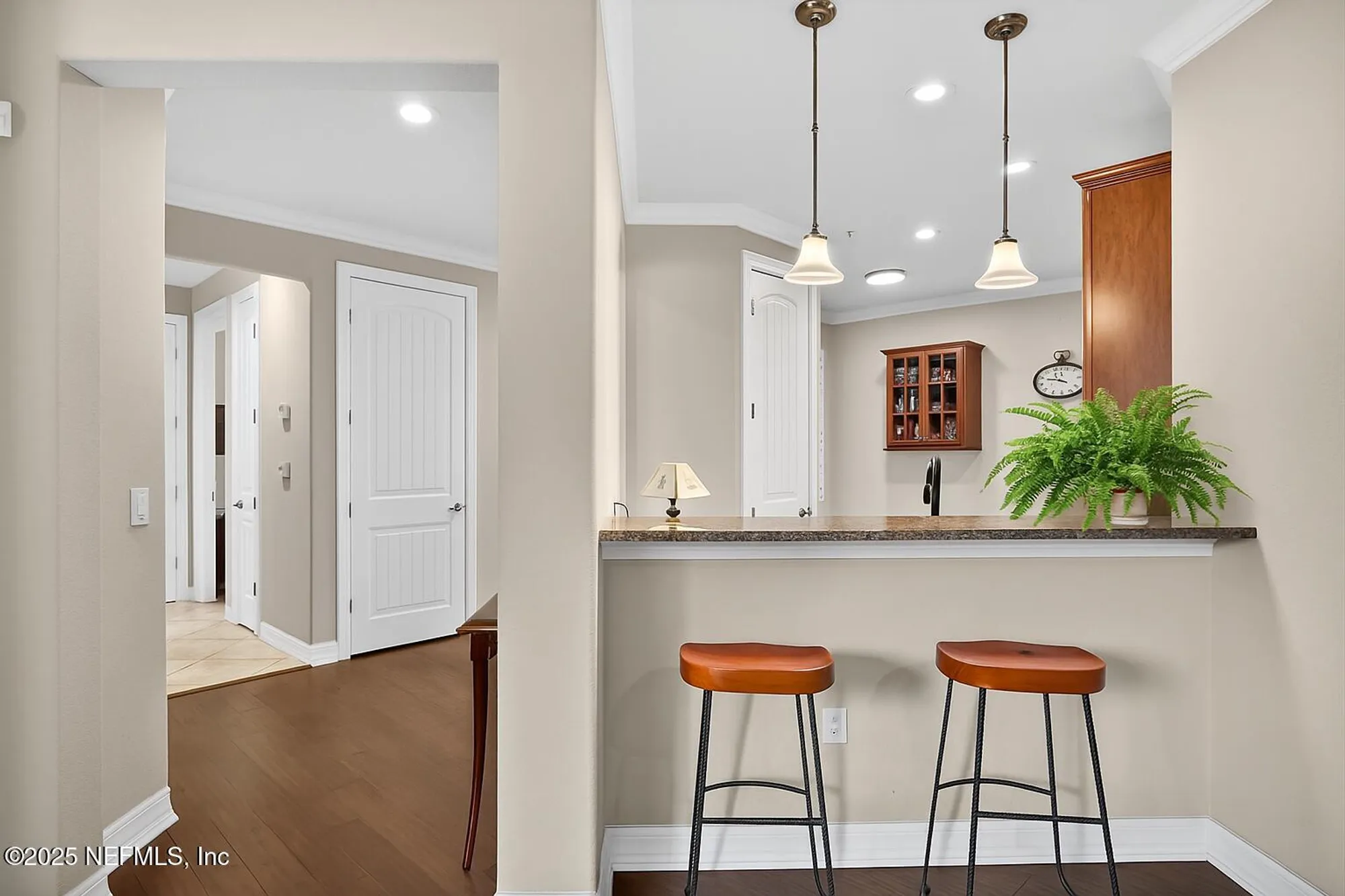 Property Slideshow image 16 of 30 | 11736 surfbird cir 17d, Jacksonville, FL, 32256