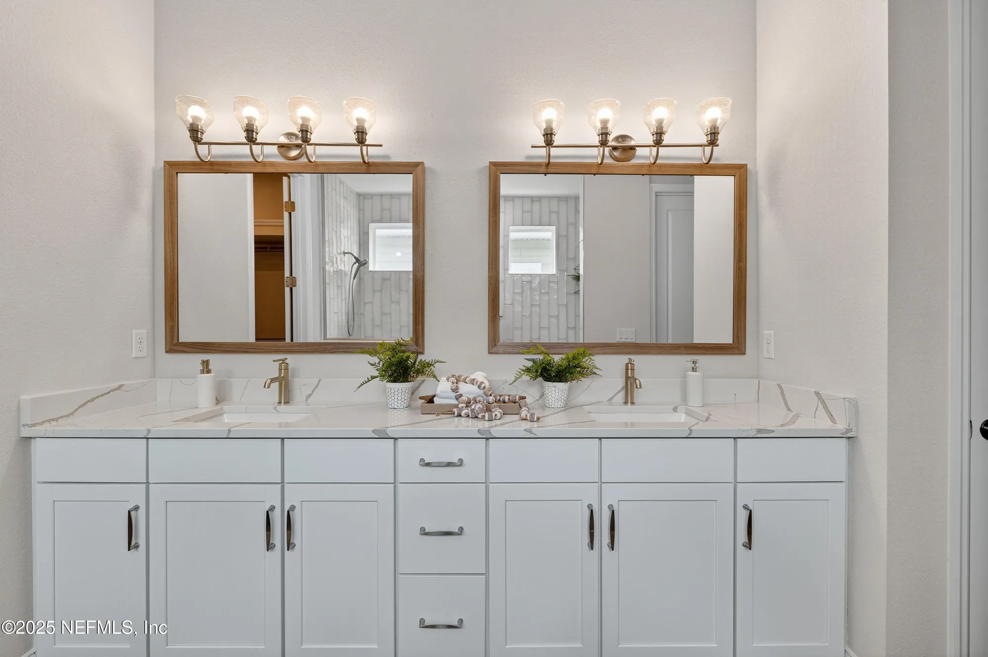 Property Slideshow image 24 of 67 | 300 ladyslipper dr, St Johns, FL, 32259