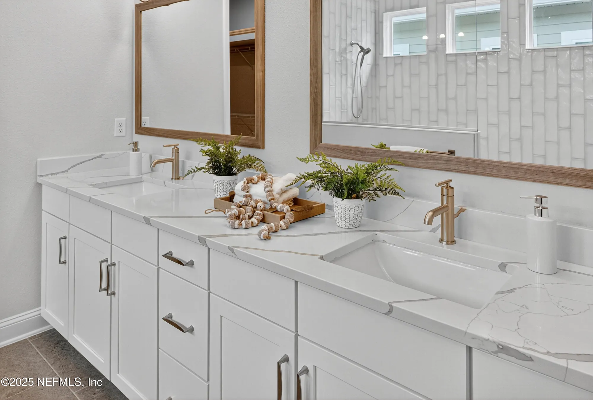 Property Slideshow image 23 of 67 | 300 ladyslipper dr, St Johns, FL, 32259