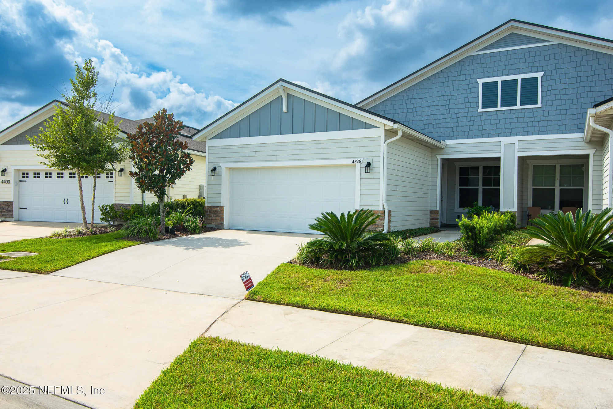 Property Slideshow image 1 of 39 | 4396 sun lily ct, Jacksonville, FL, 32257