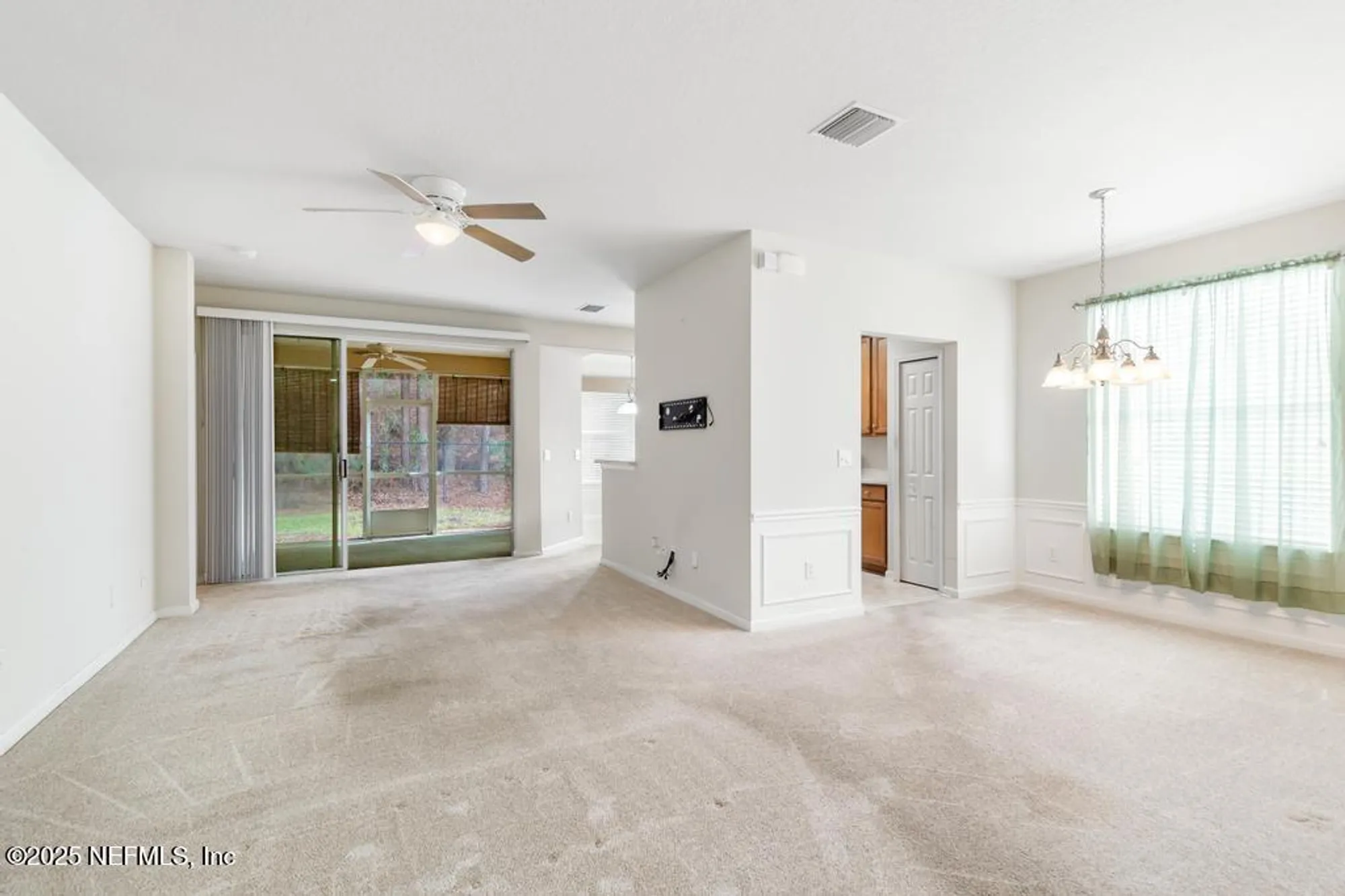 Property Slideshow image 13 of 34 | 8699 little swift cir 25g, Jacksonville, FL, 32256