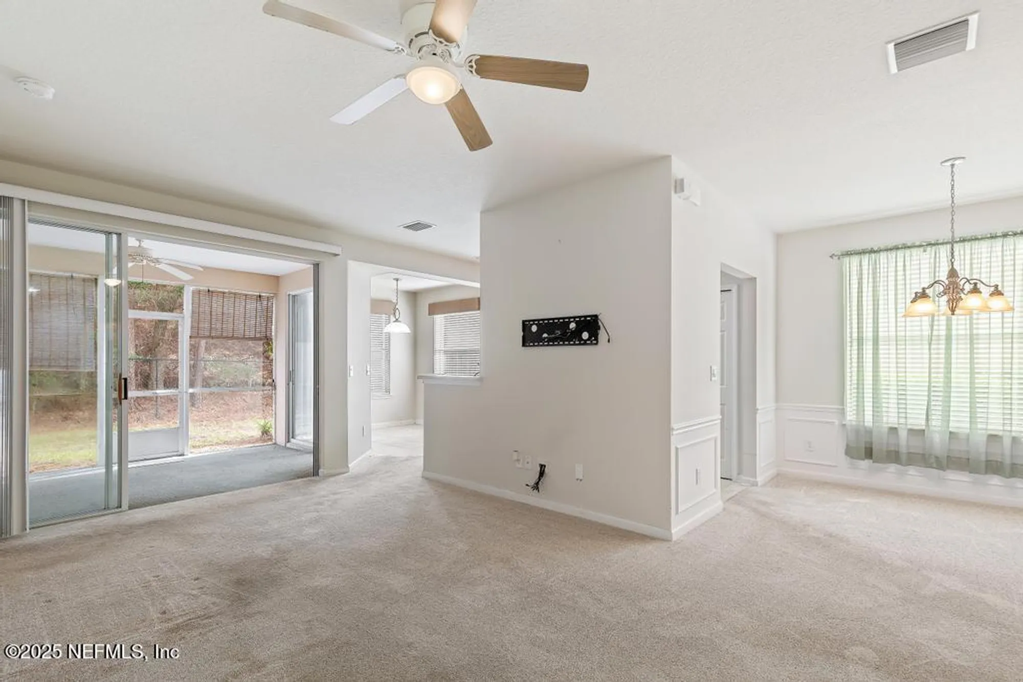 Property Slideshow image 14 of 34 | 8699 little swift cir 25g, Jacksonville, FL, 32256