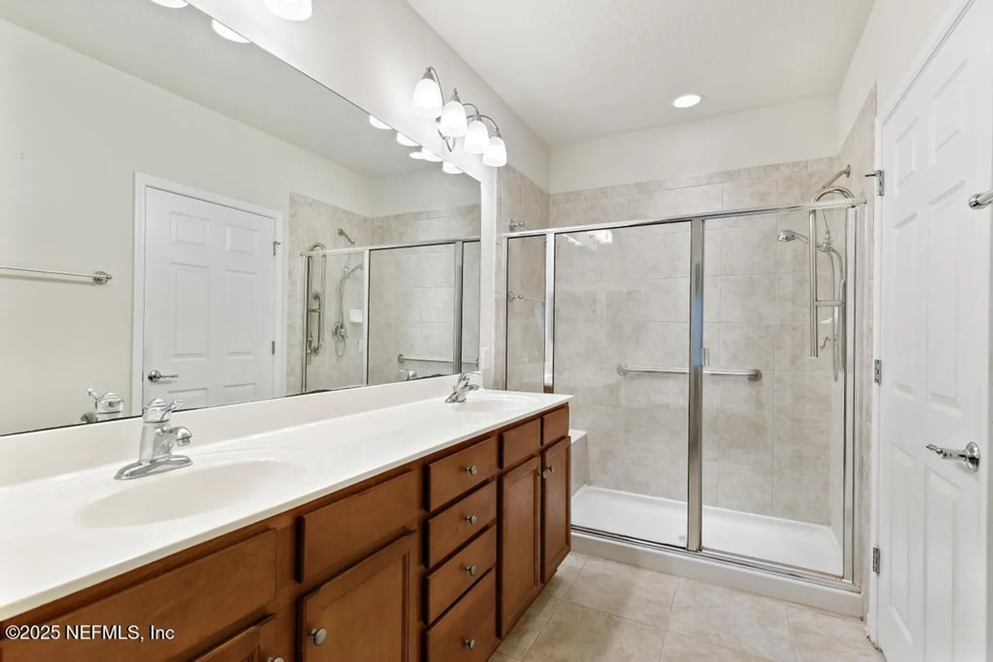 Property Slideshow image 25 of 34 | 8699 little swift cir 25g, Jacksonville, FL, 32256
