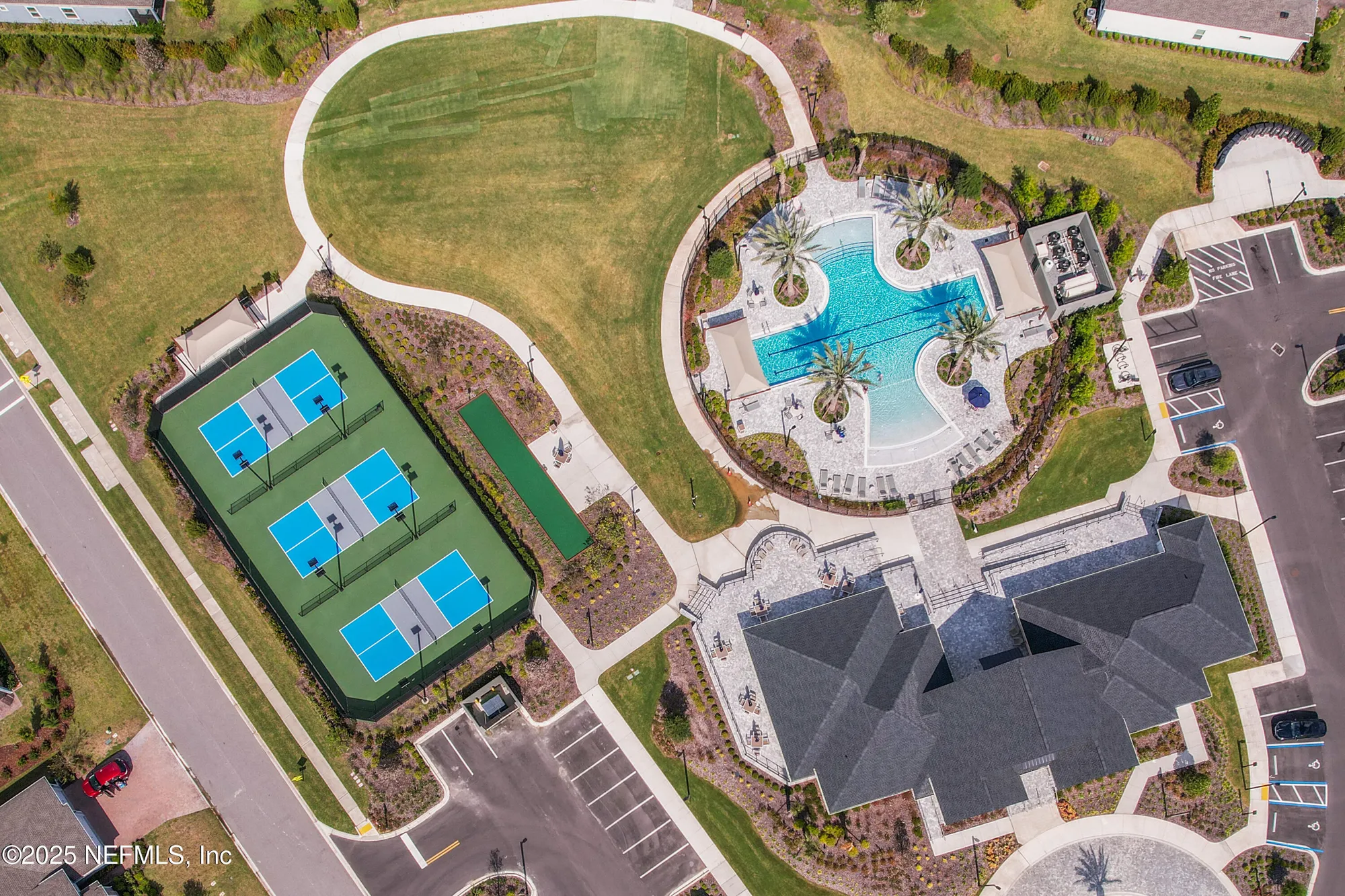 Property Slideshow image 21 of 28 | 75045 pondside ln, Yulee, FL, 32097