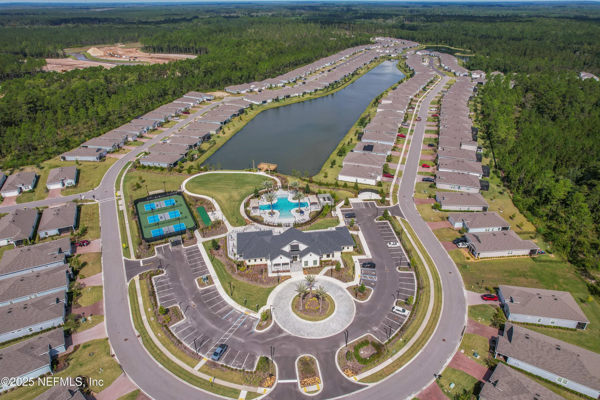 Property Slideshow image 22 of 28 | 75045 pondside ln, Yulee, FL, 32097