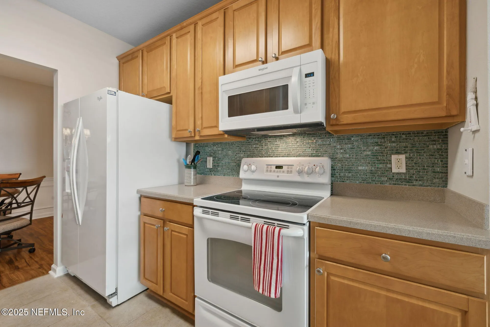 Property Slideshow image 19 of 88 | 11912 surfbird cir 43f, Jacksonville, FL, 32256