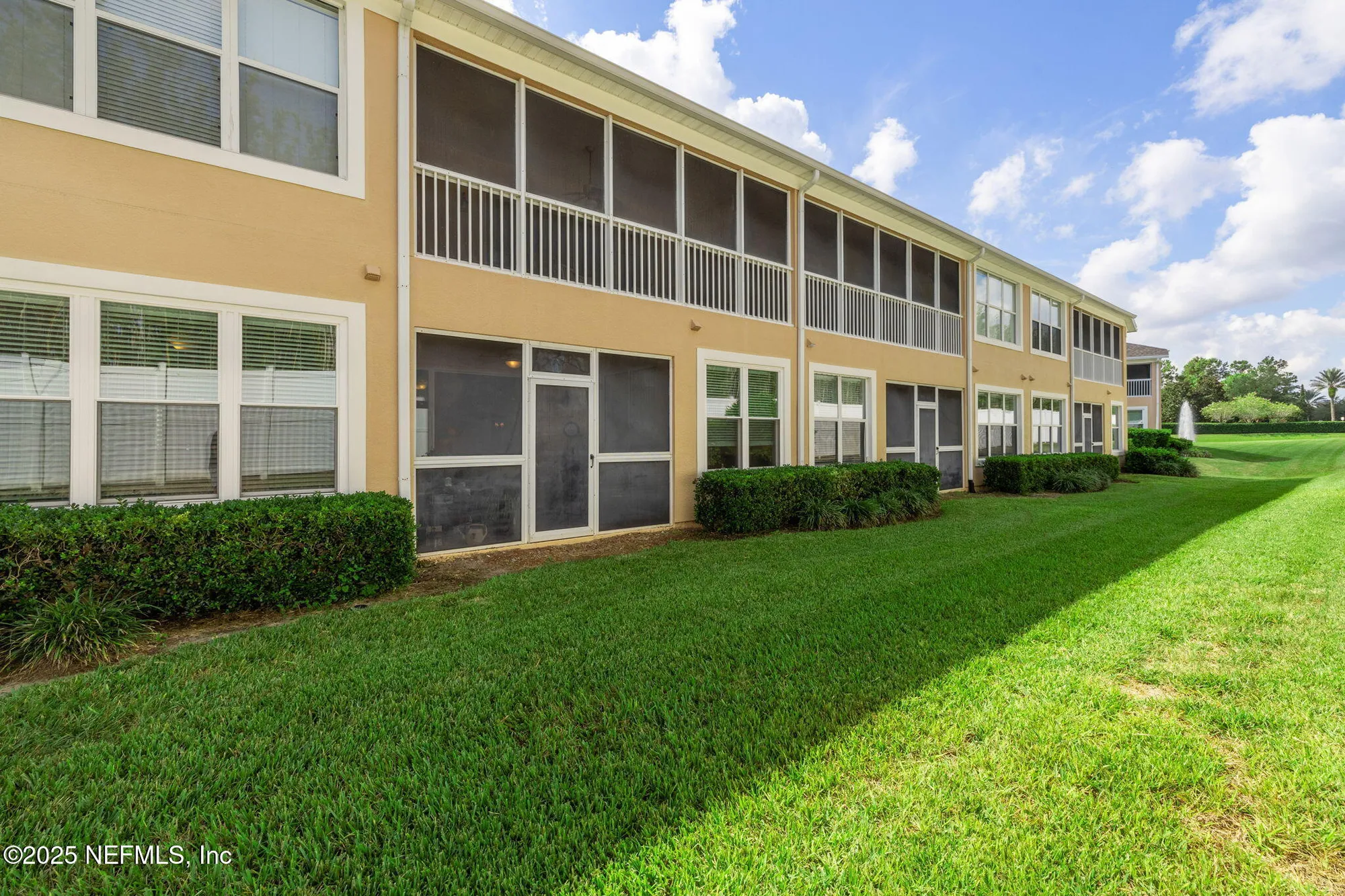 Property Slideshow image 34 of 88 | 11912 surfbird cir 43f, Jacksonville, FL, 32256