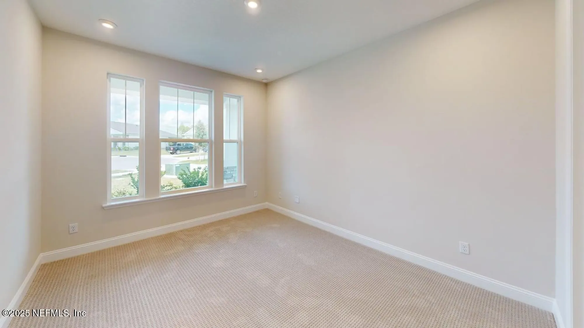 Property Slideshow image 14 of 67 | 396 pelton pl, St Johns, FL, 32259