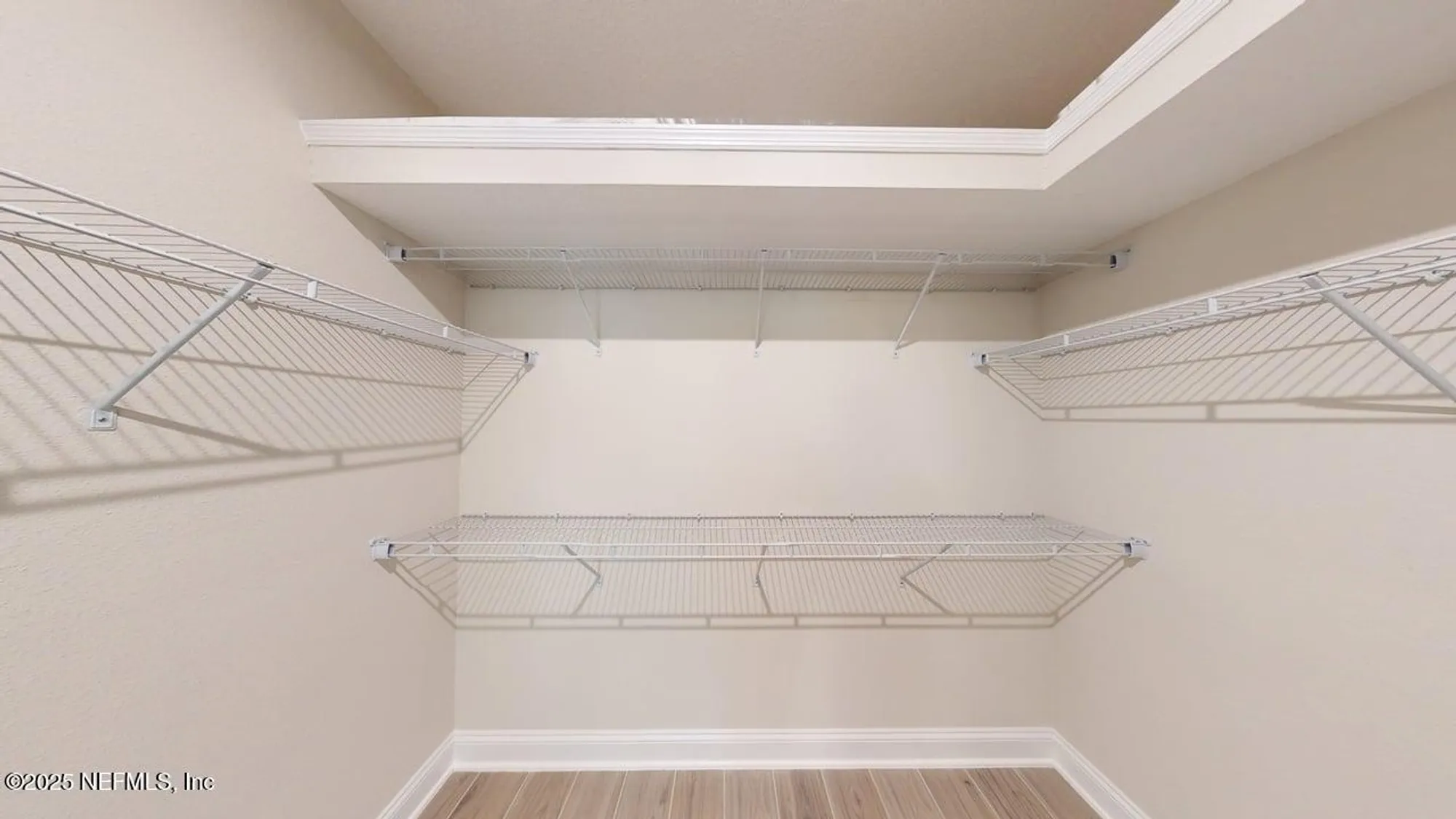 Property Slideshow image 9 of 66 | 390 pelton pl, St Johns, FL, 32259