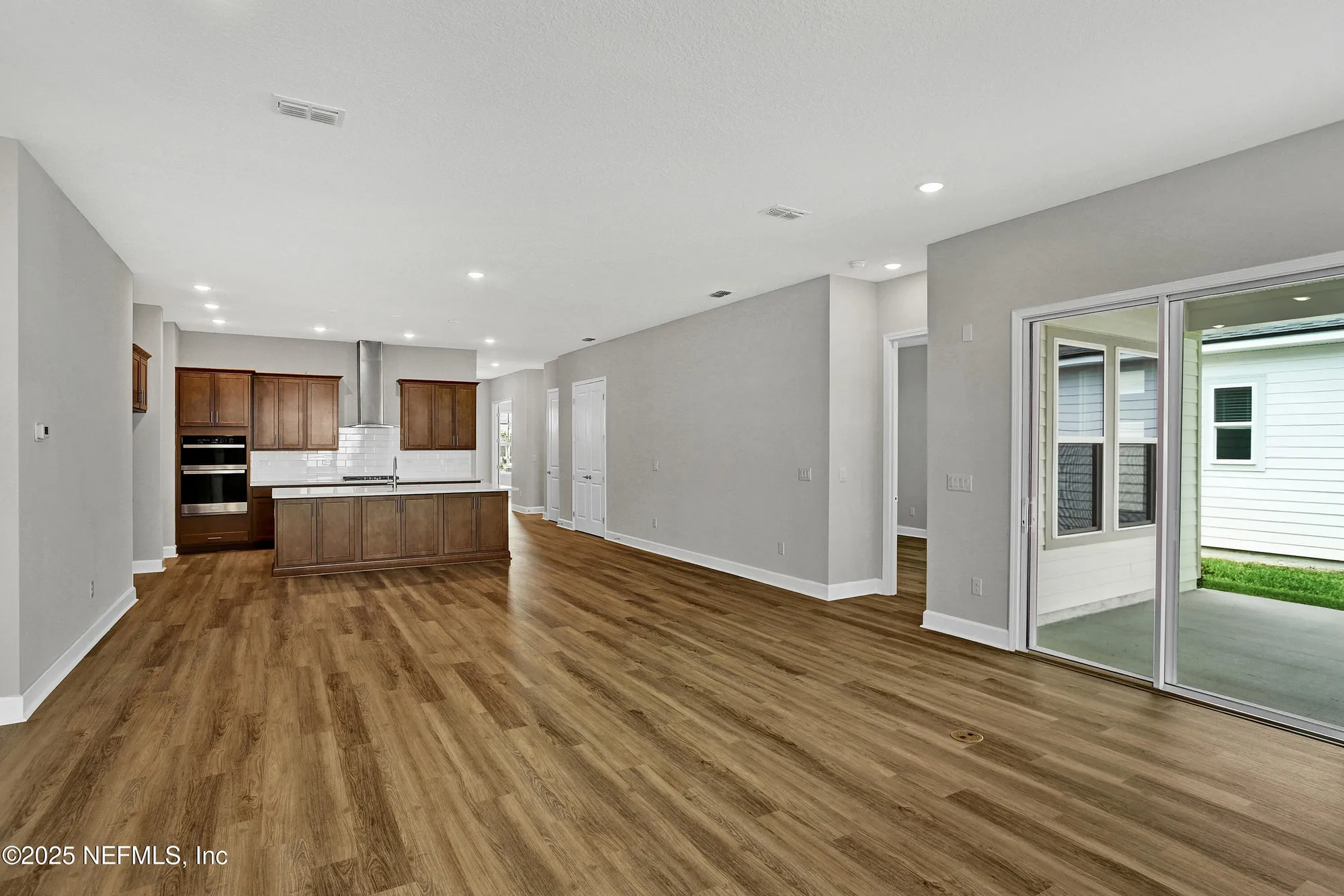 Property Slideshow image 8 of 20 | 555 knotted birch ave, St Augustine, FL, 32092