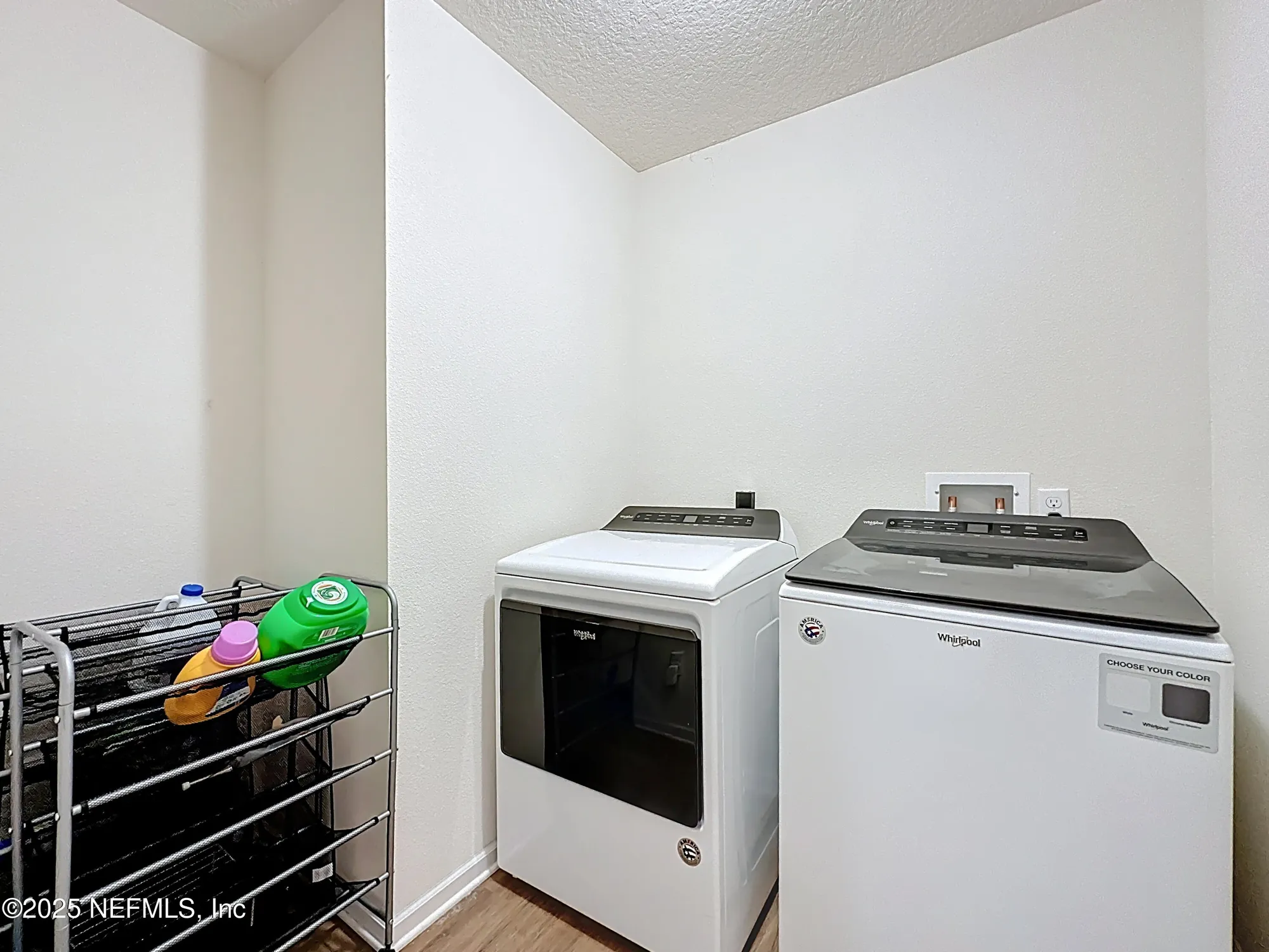 Property Slideshow image 32 of 51 | 530 vonron dr, Jacksonville, FL, 32222