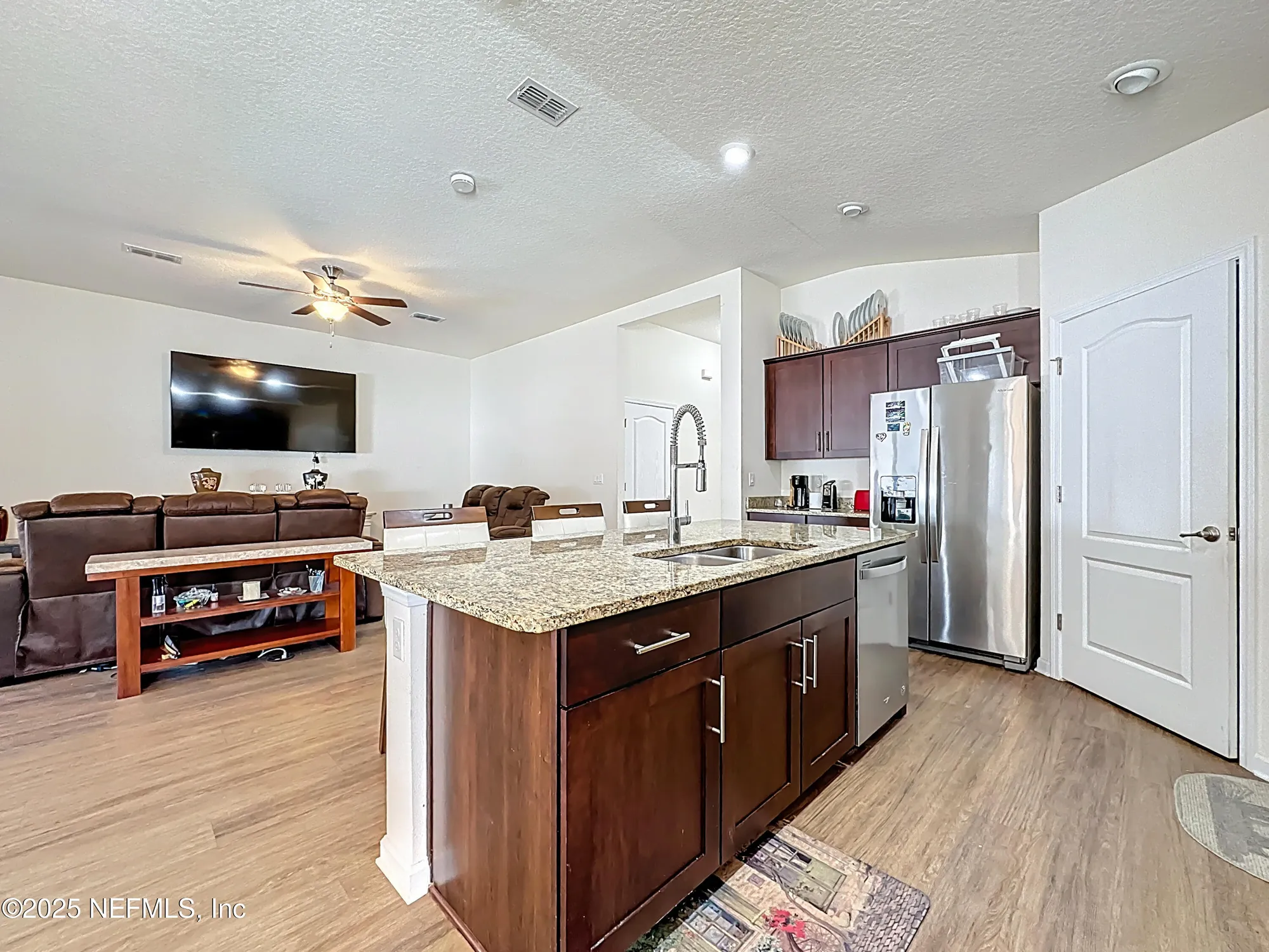 Property Slideshow image 13 of 51 | 530 vonron dr, Jacksonville, FL, 32222