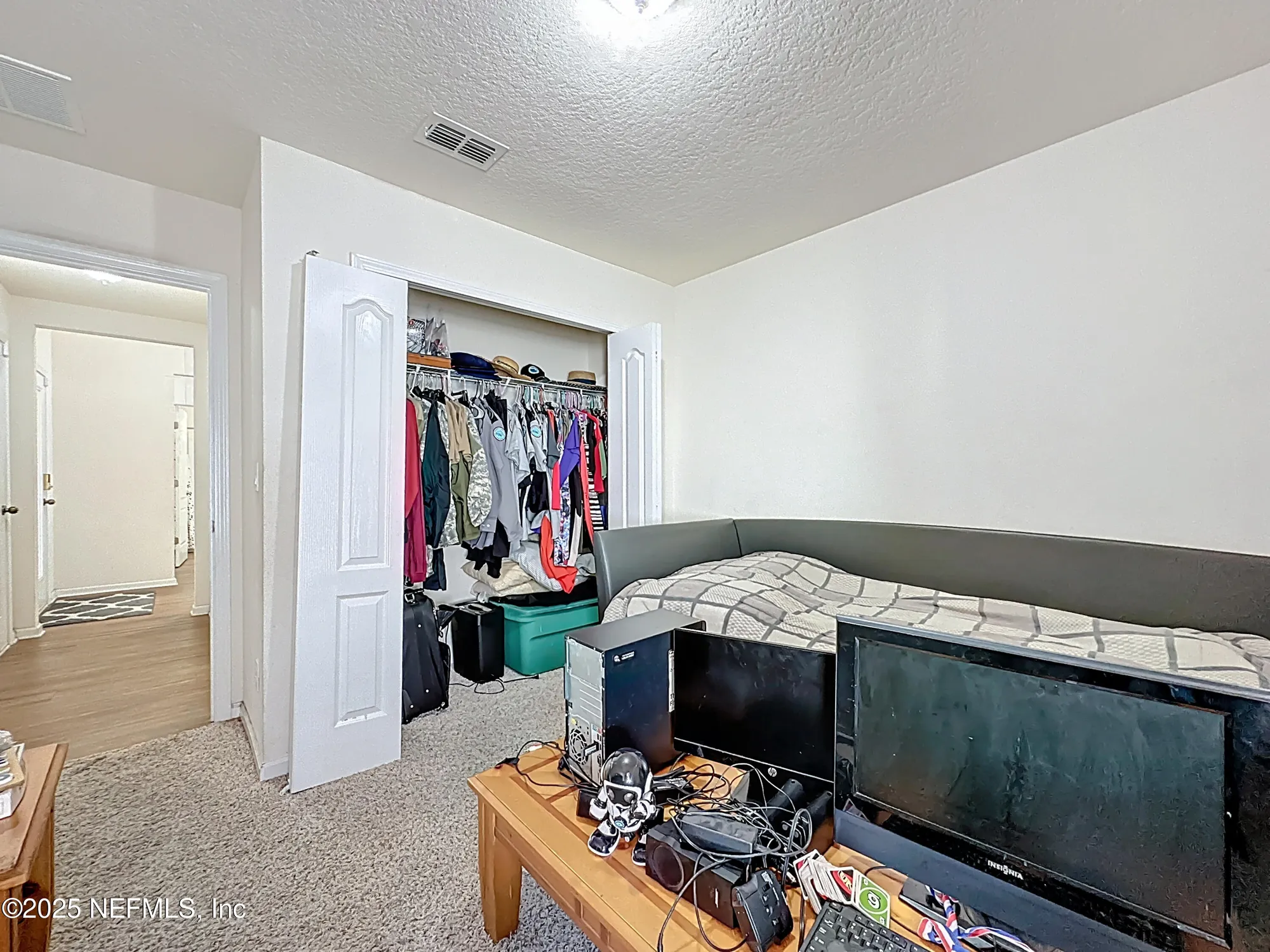 Property Slideshow image 29 of 51 | 530 vonron dr, Jacksonville, FL, 32222