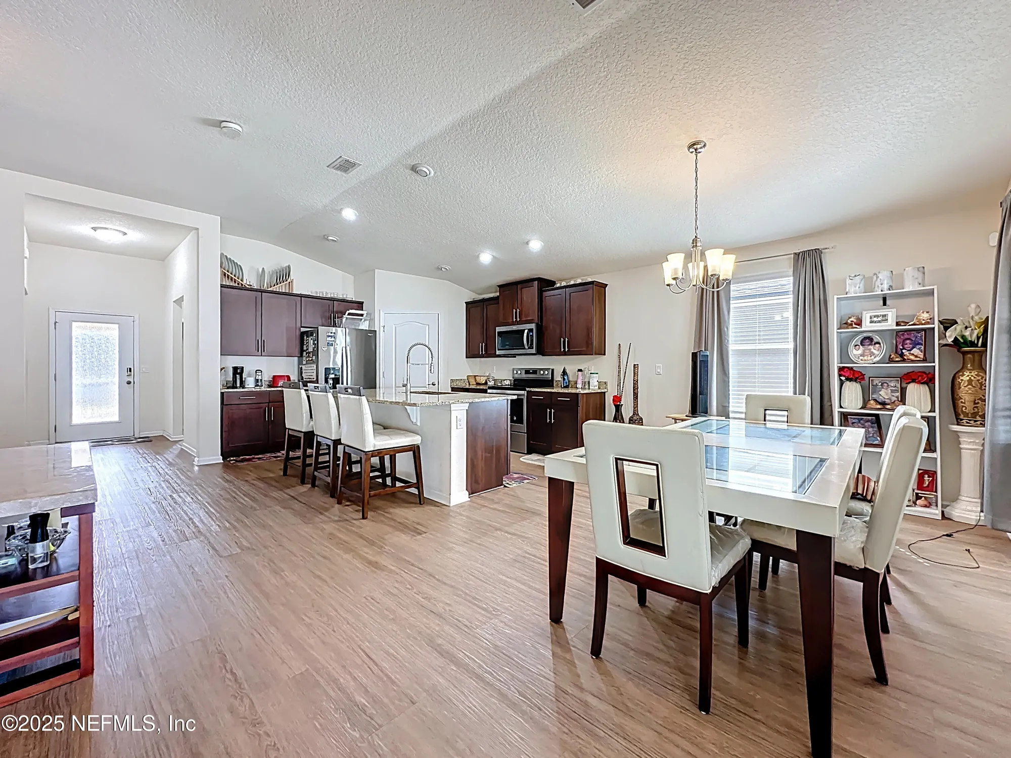 Property Slideshow image 16 of 51 | 530 vonron dr, Jacksonville, FL, 32222