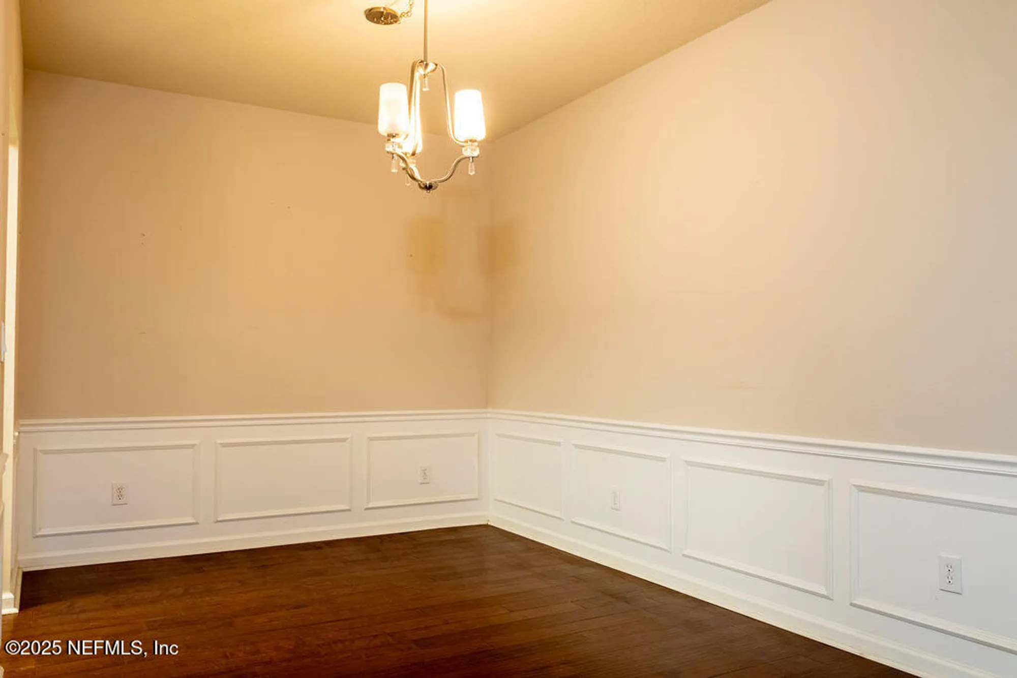 Property Slideshow image 5 of 24 | 8711 little swift cir 24c, Jacksonville, FL, 32256