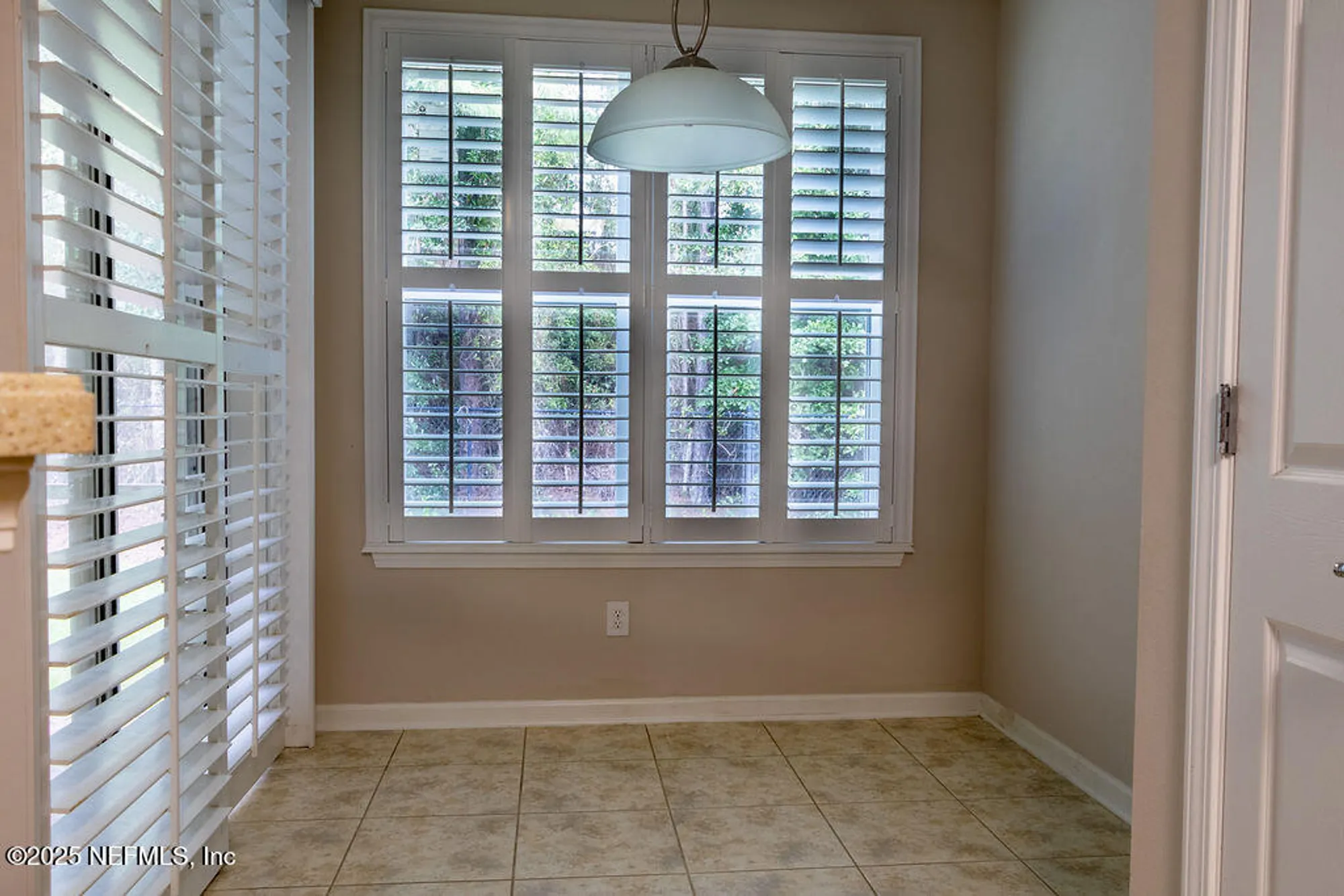 Property Slideshow image 7 of 24 | 8711 little swift cir 24c, Jacksonville, FL, 32256